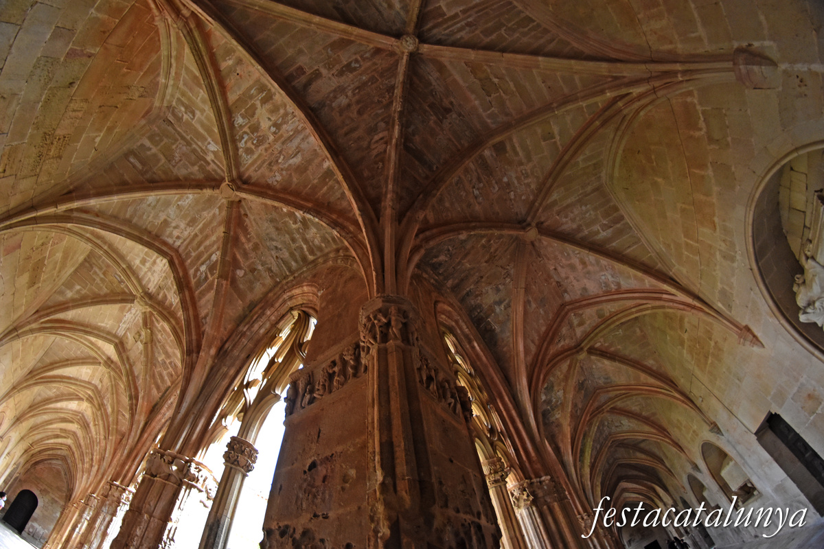 Aiguamúrcia - Claustre Major del monestir de Santes Creus 