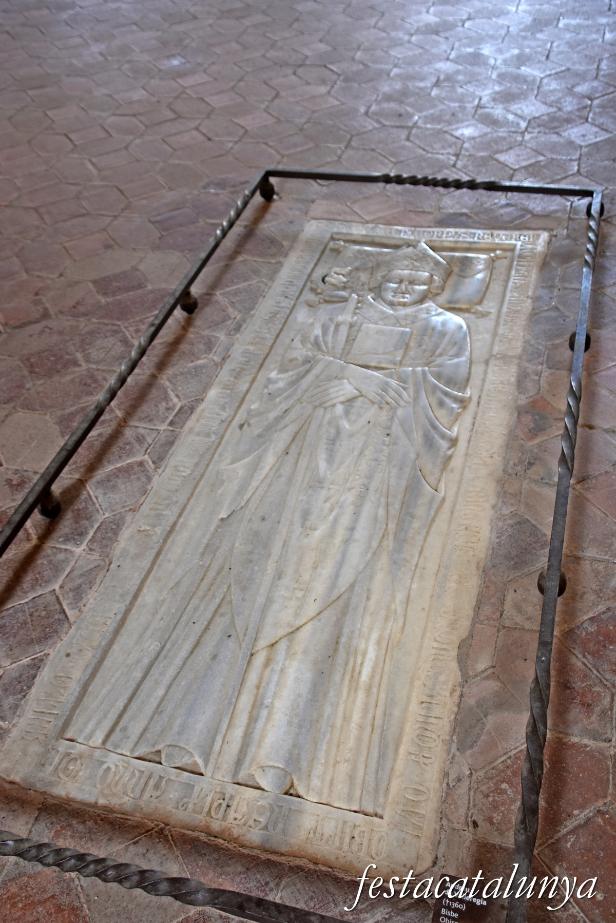 Aiguamúrcia - Sala Capitular del monestir de Santes Creus - El bisbe Andreu de Velleregia