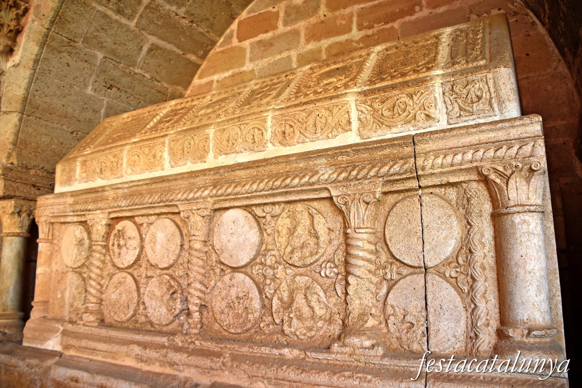Aiguamúrcia - Sepultures nobiliàries del claustre del monestir de Santes Creus - Guillem II de Montcada
