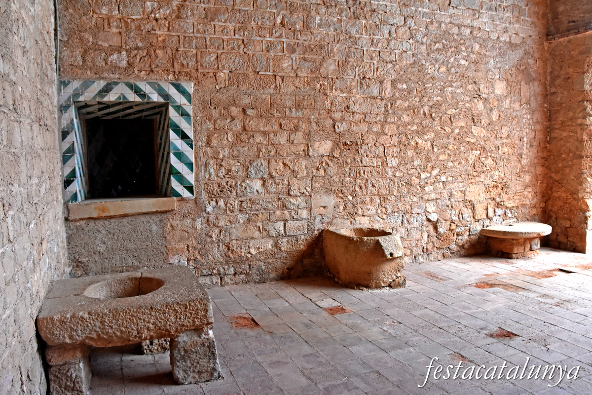 Aiguamúrcia - Cuina del monestir de Santes Creus