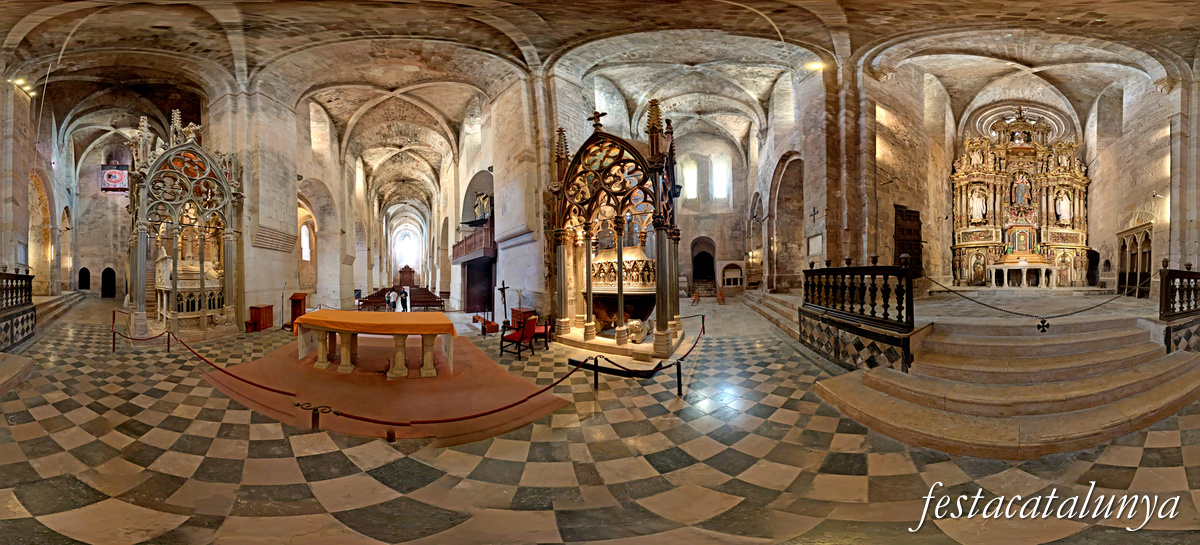 Aiguamúrcia - Sepulcres Reials del monestir de Santes Creus