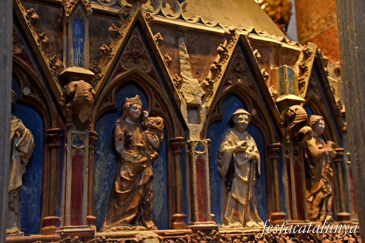 Aiguamúrcia - Sepulcre del Rei Pere el Gran al monestir de Santes Creus