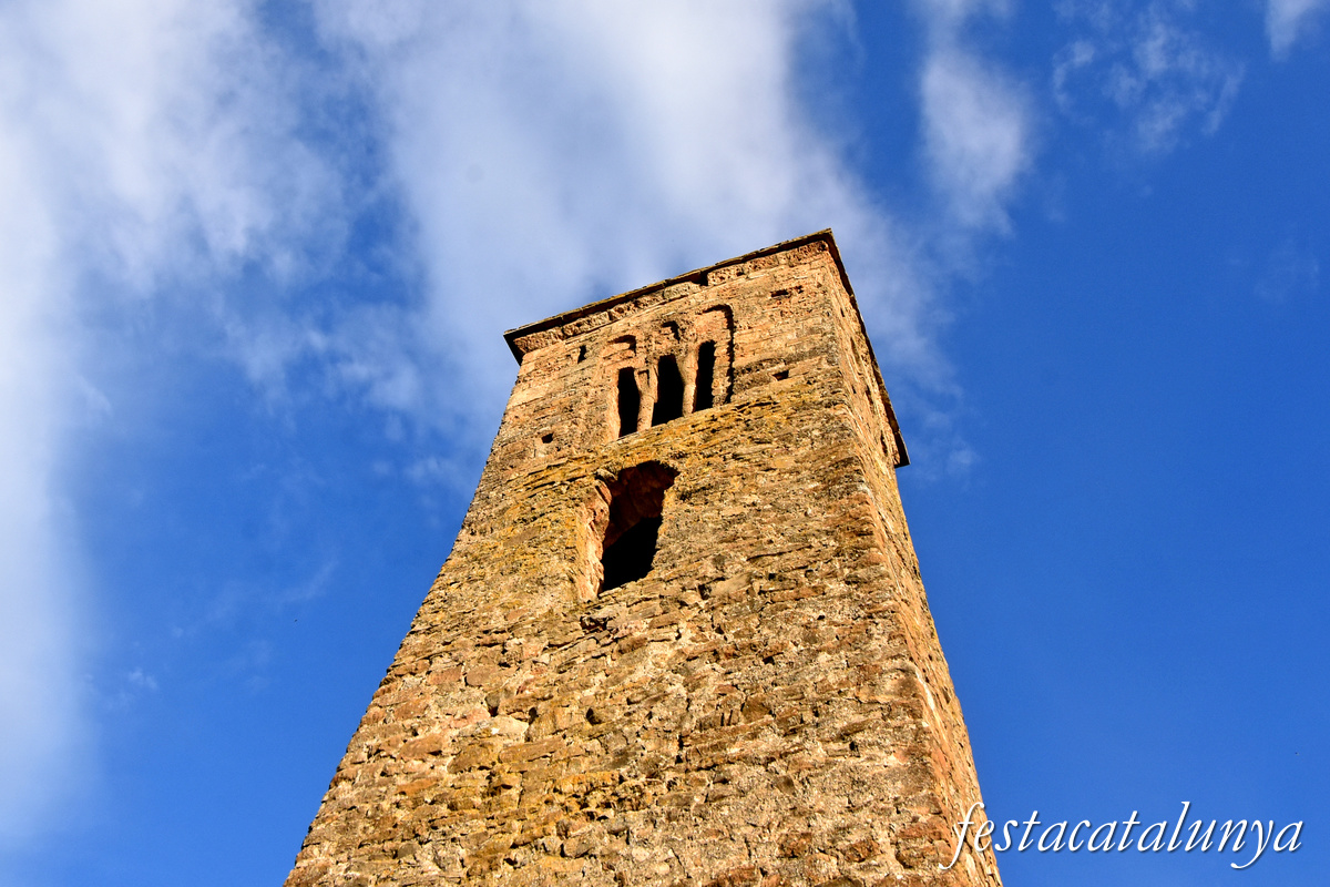 Església romànica de Sant Climent a Coll de Nargó ***