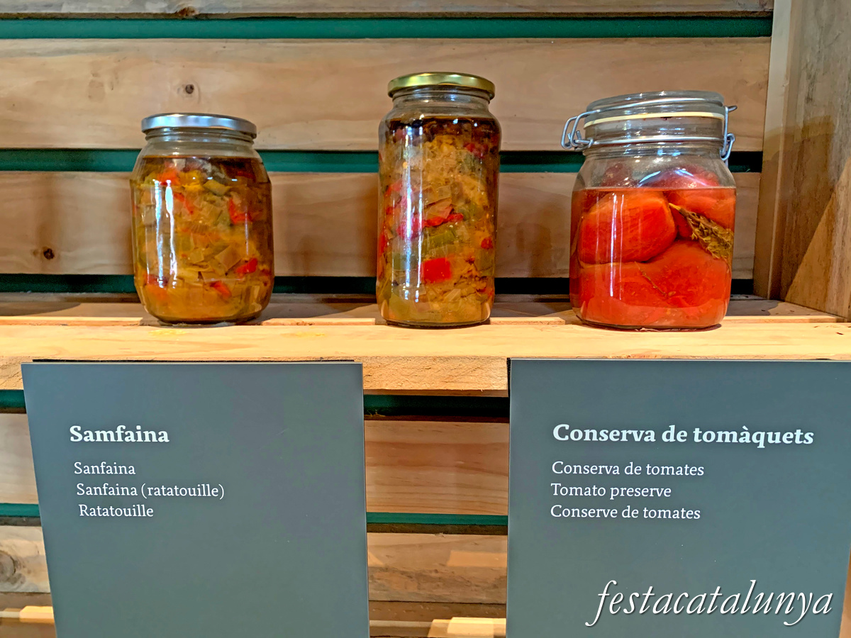 Riudecanyes - Centre d'Interpretació dels Fruits del Paisatge