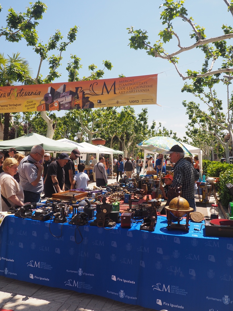 Igualada - Mercat d'antiguitats, col·leccionisme, art i artesania (Foto: Fira d'Igualada)