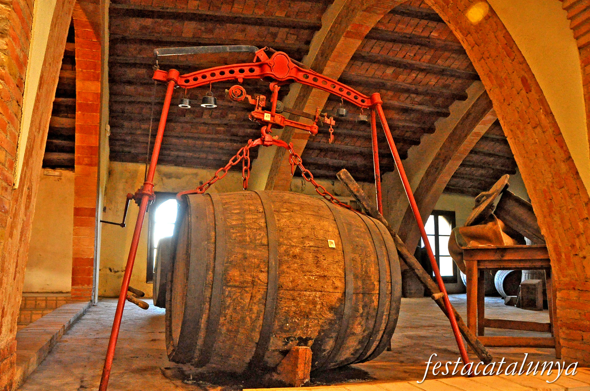 Cambrils - Museu Agrícola a l'antic celler de la Cooperativa