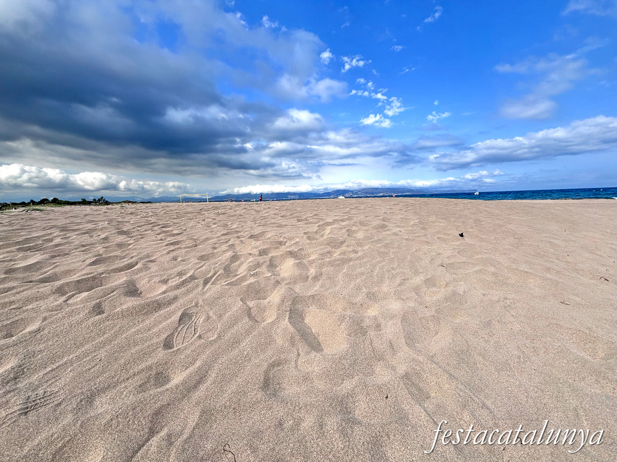 Sant Pere Pescador - Les Platges 