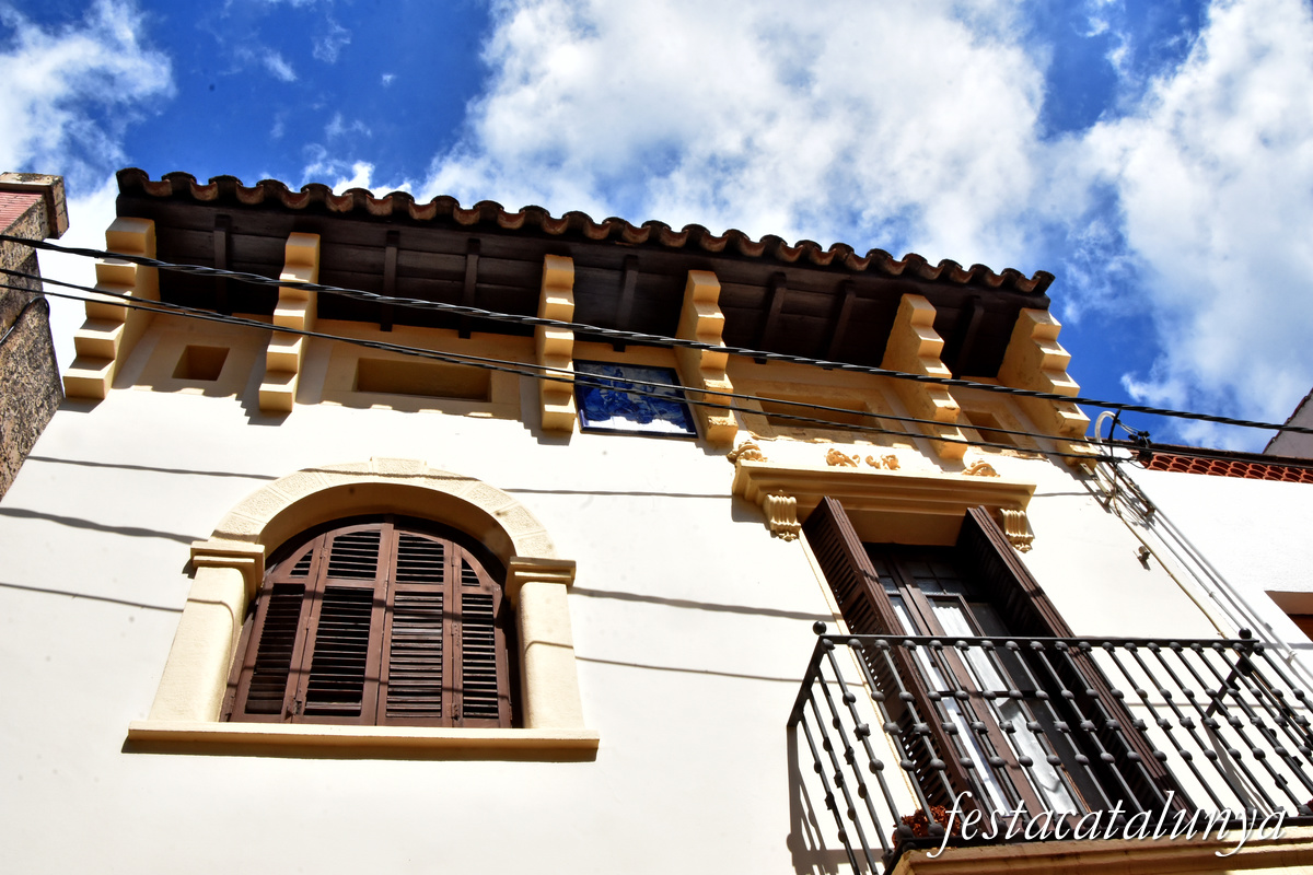 Sant Andreu de Llavaneres - Carrer Pintors Masriera - Can Serra