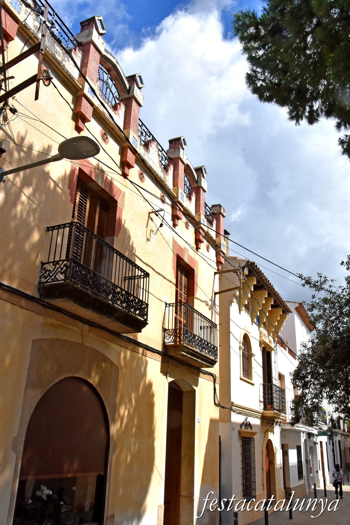 Sant Andreu de Llavaneres - Carrer Pintors Masriera - Masoveria de Can Farnés 