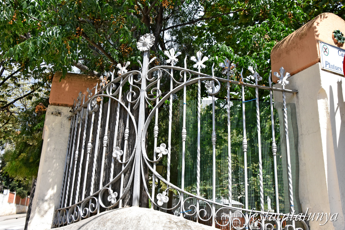 Sant Andreu de Llavaneres - Carrer Pintors Masriera - Masoveria de Can Farnés