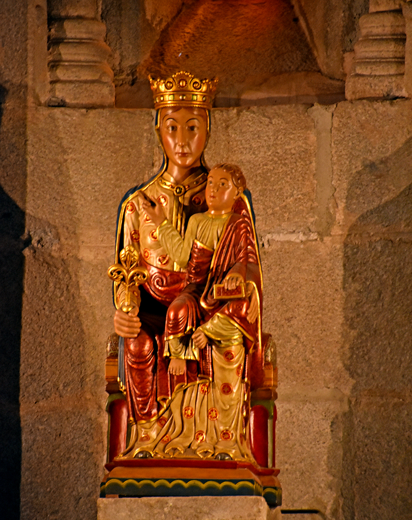 Mare de Déu d'Andorra a la catedral de Santa Maria de la Seu d'Urgell ***
