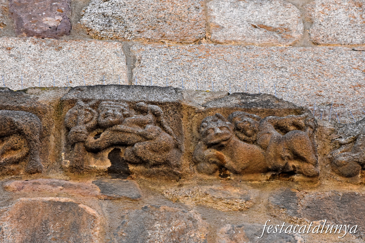 La Seu d'Urgell - Façana de ponent de la catedral de Santa Maria 