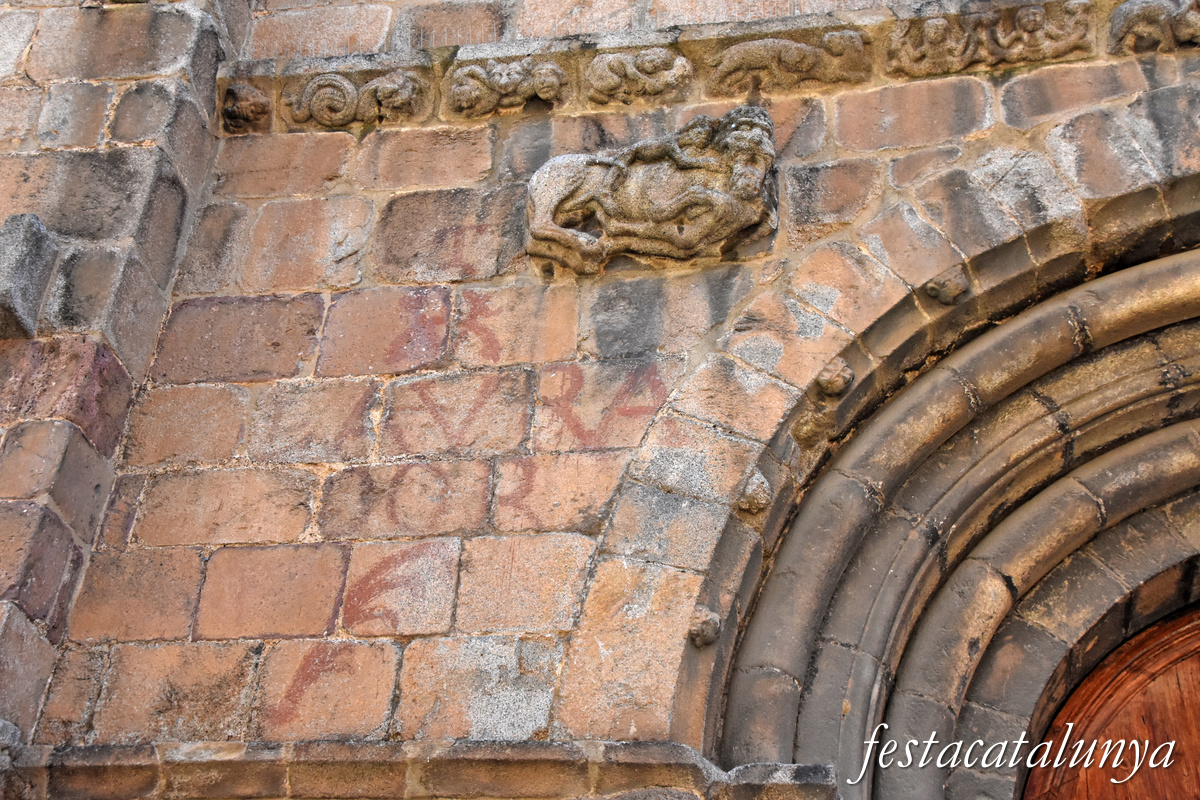 La Seu d'Urgell - Façana de ponent de la catedral de Santa Maria