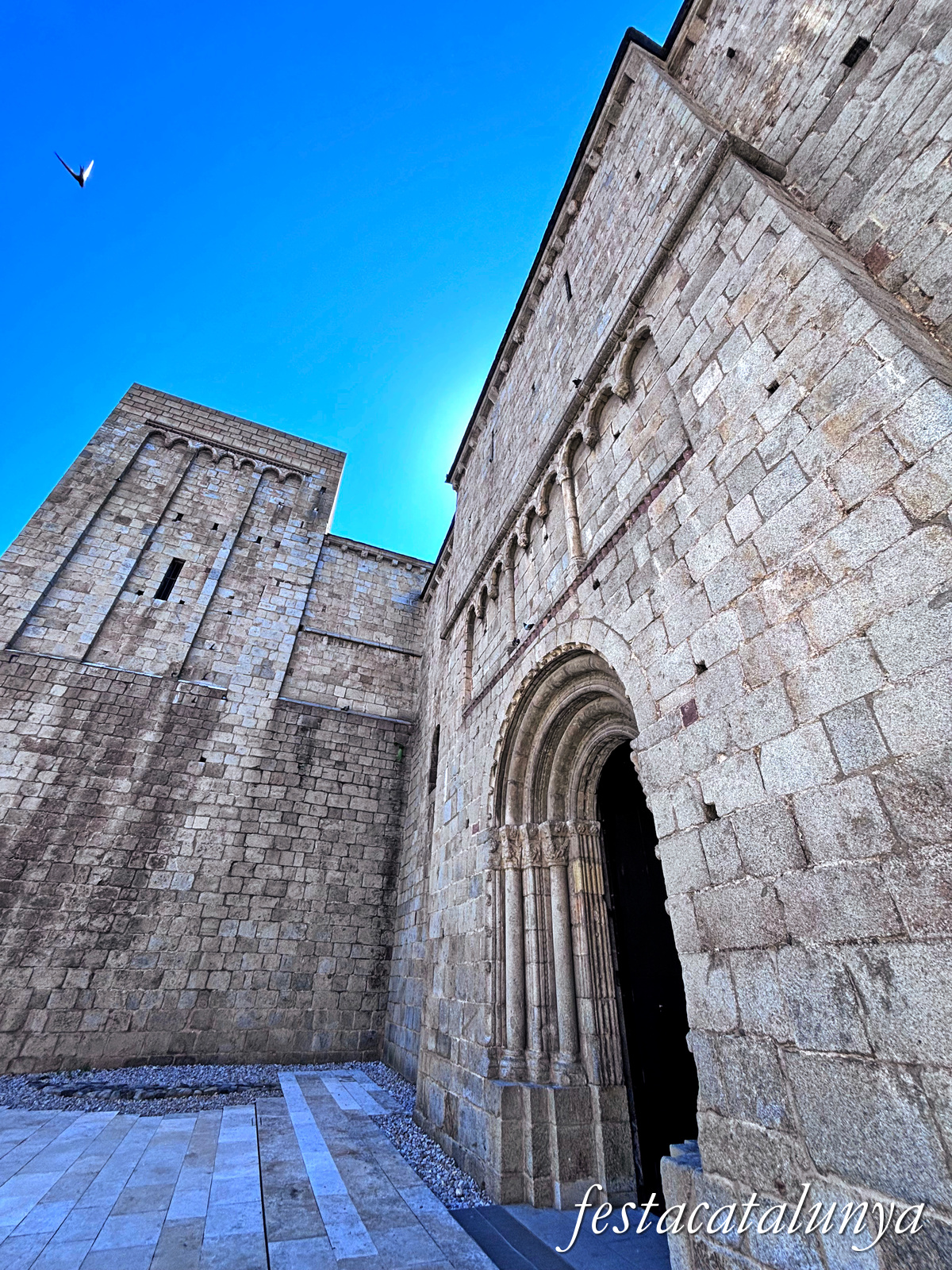 La Seu d'Urgell - Façana nord de la catedral de Santa Maria 