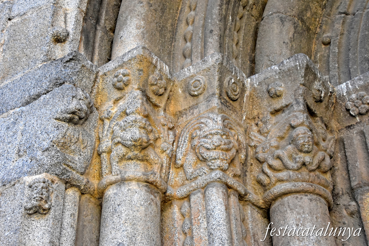 La Seu d'Urgell - Façana nord de la catedral de Santa Maria
