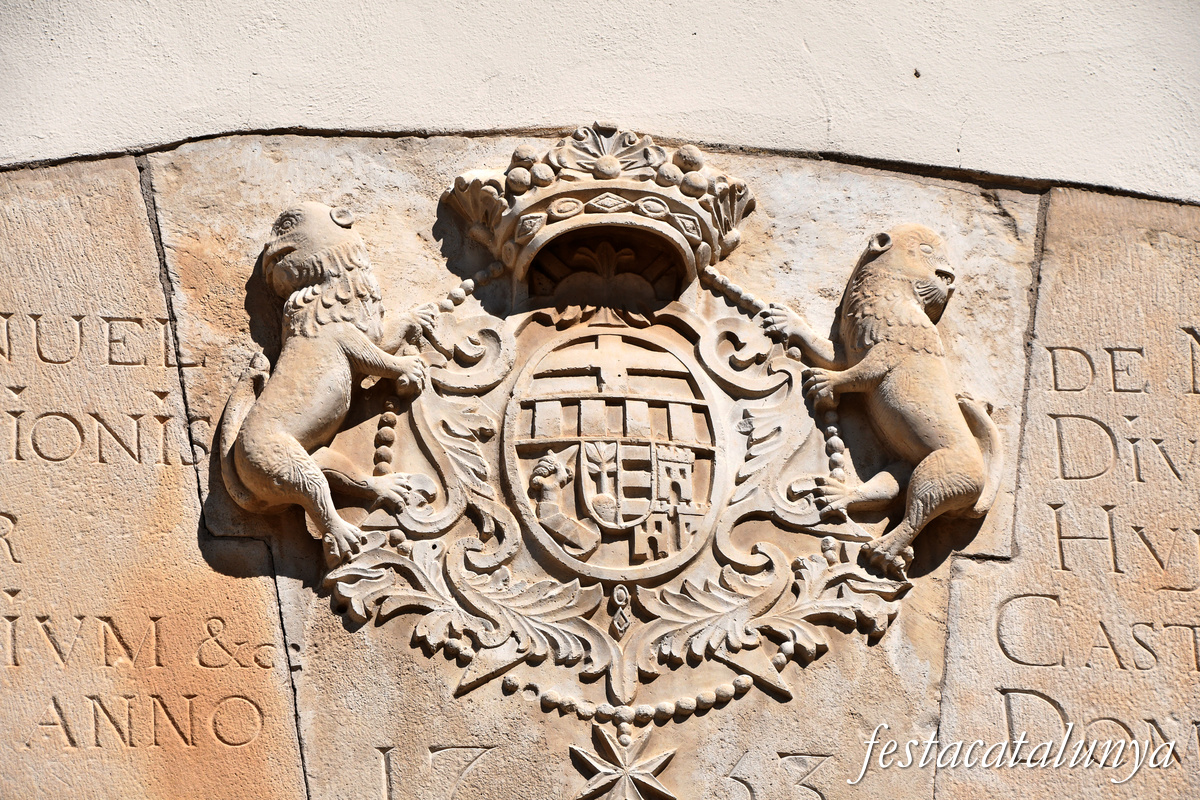 Castell o Comanda de Barbens, actual Ajuntament ***