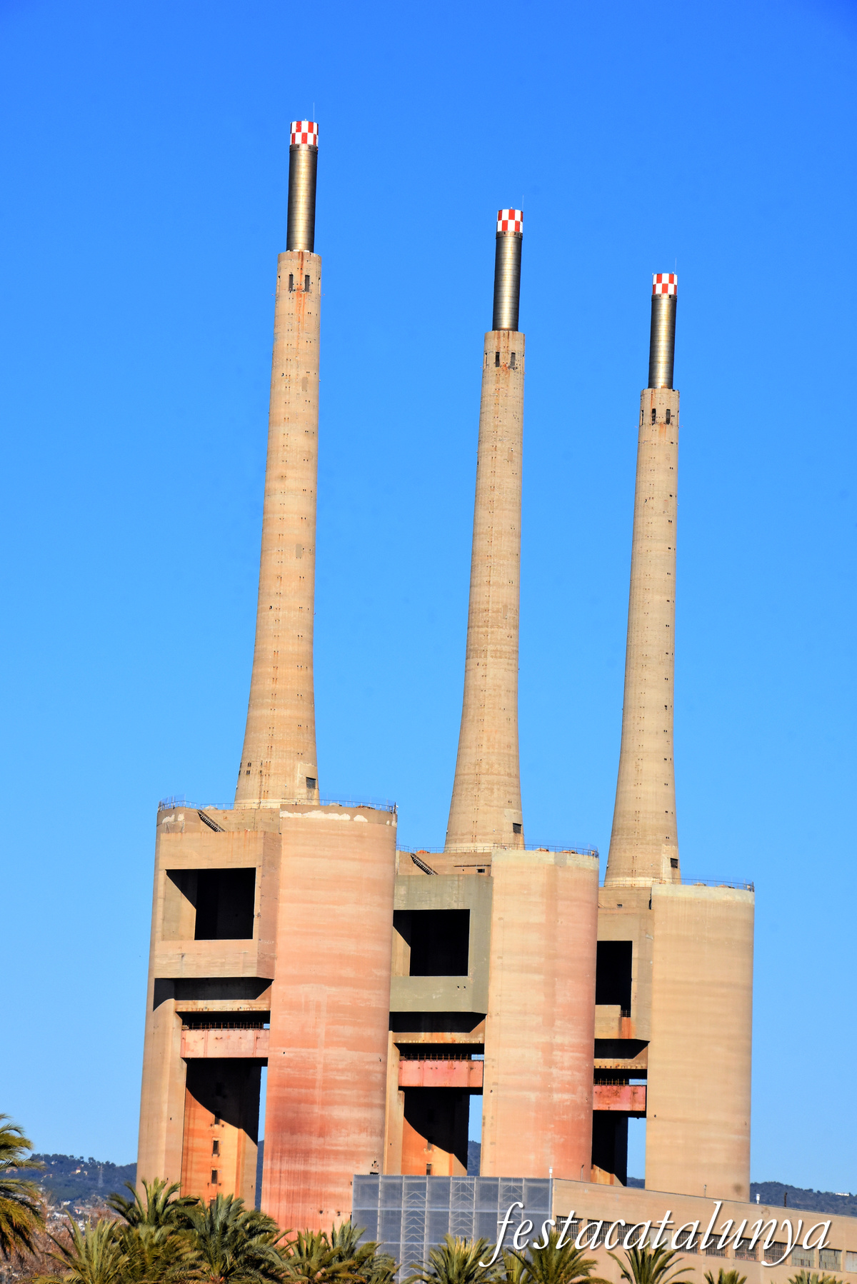 Sant Adrià de Besòs - Les Tres Xemeneies 