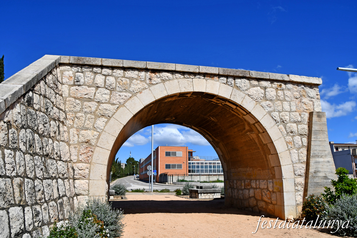 Roquetes - La Via Verda de la Val de Zafán, camí de sensacions al seu pas per Roquetes - Túnel del Ferrocarril