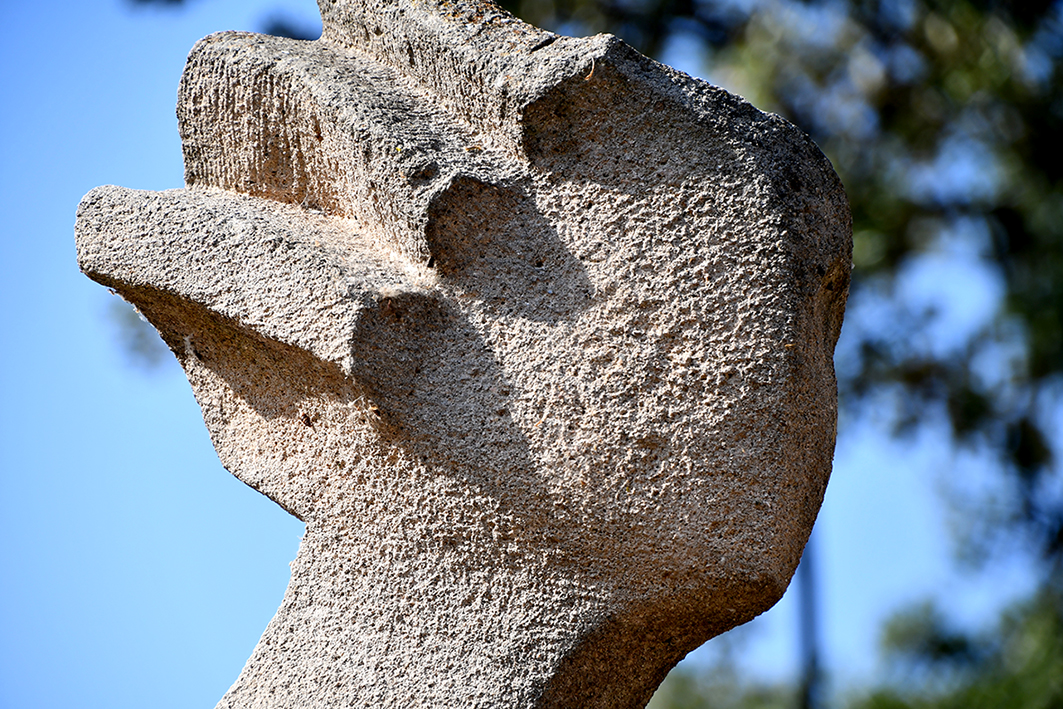 Escultura Dama de José Carrilero Gil a Monistrol de Calders
