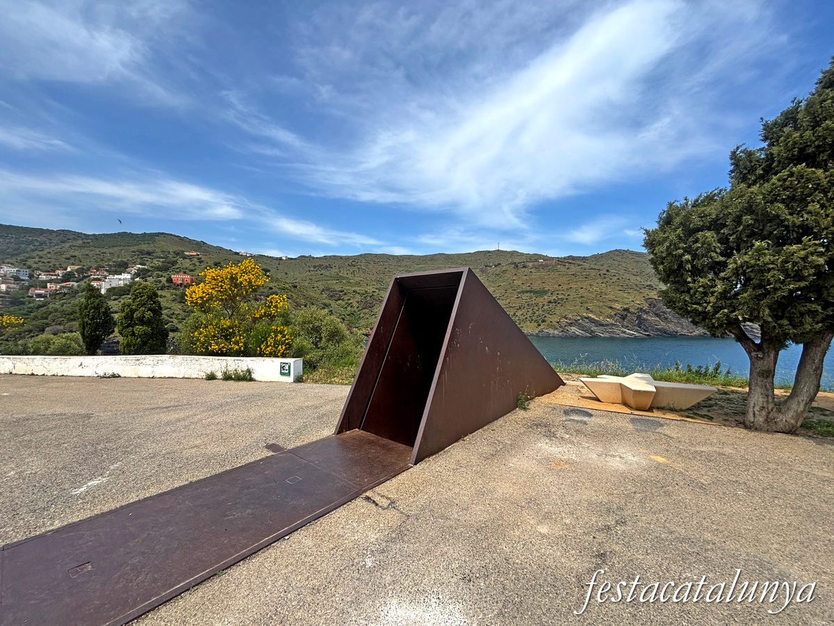 Memorial Passatges a Walter Benjamin a Portbou ***
