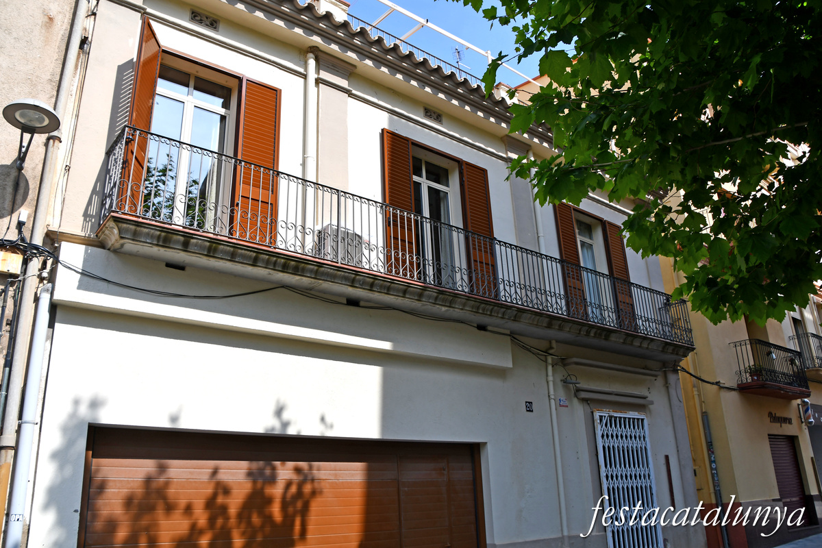 Portbou - Ruta Walter Benjamin - Antic hotel de Francia 