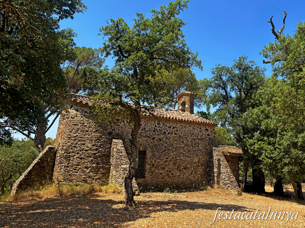Llambilles - Sant Cristòfol del Bosc actual Mare de Déu de la Salut