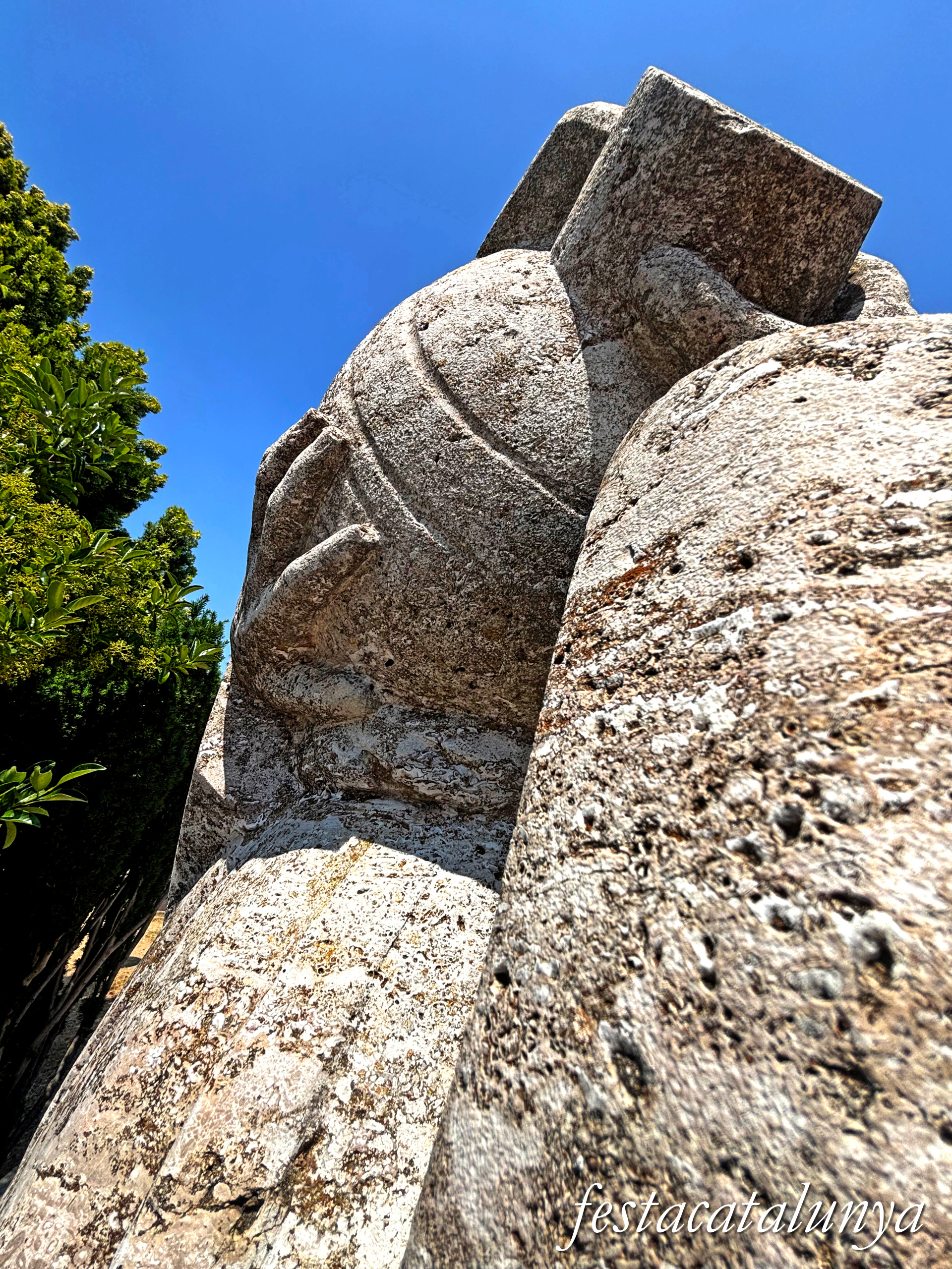Monistrol de Calders - Escultura Aiguadora de Jesús de Perceval y del Moral 