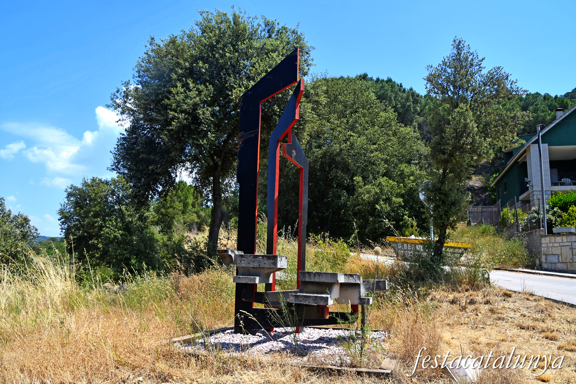 Monistrol de Calders - Escultura Centre de Salvador Soria Zapater 