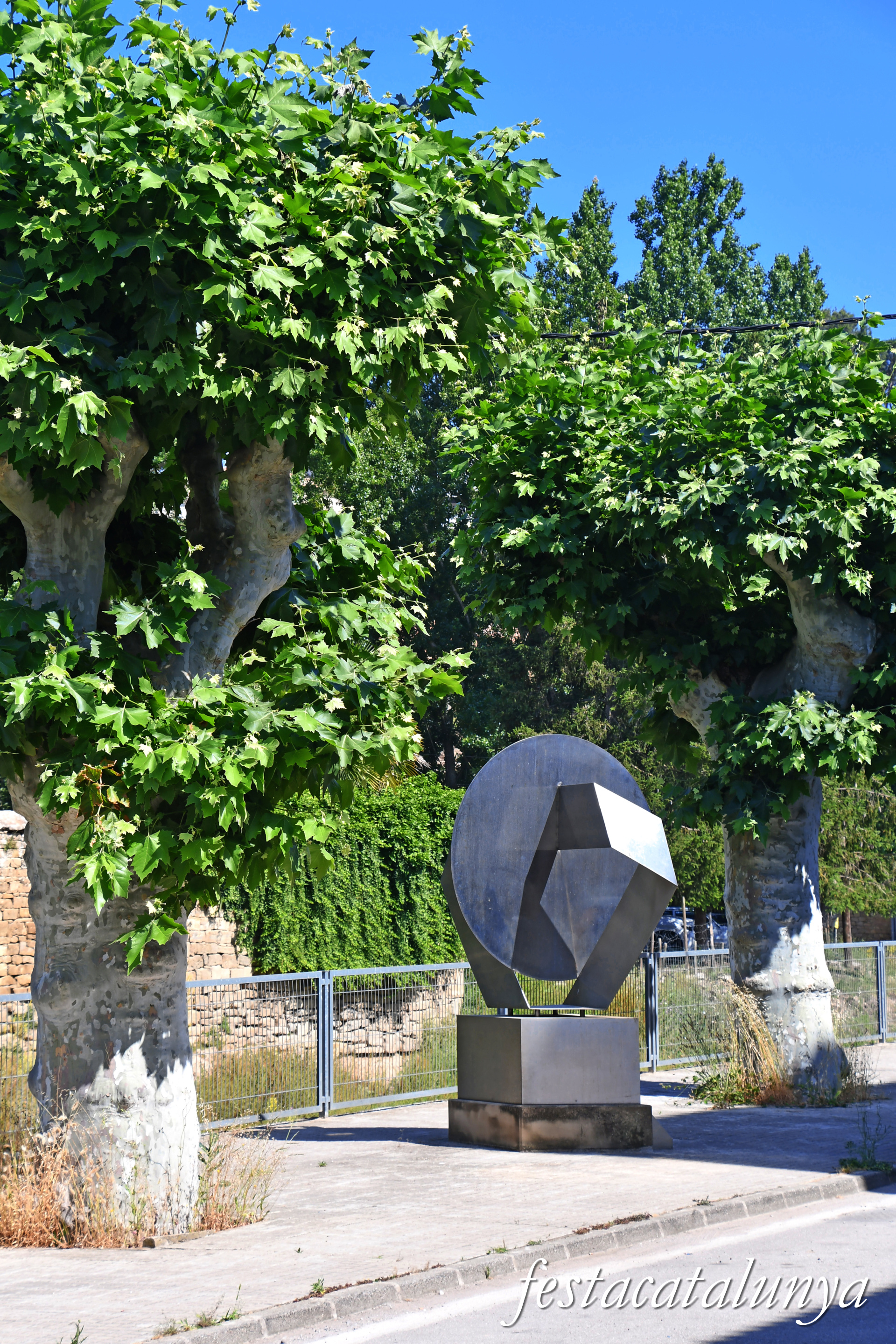 Monistrol de Calders - Escultura Cinta esfèrica d'Enrique Salamanca 
