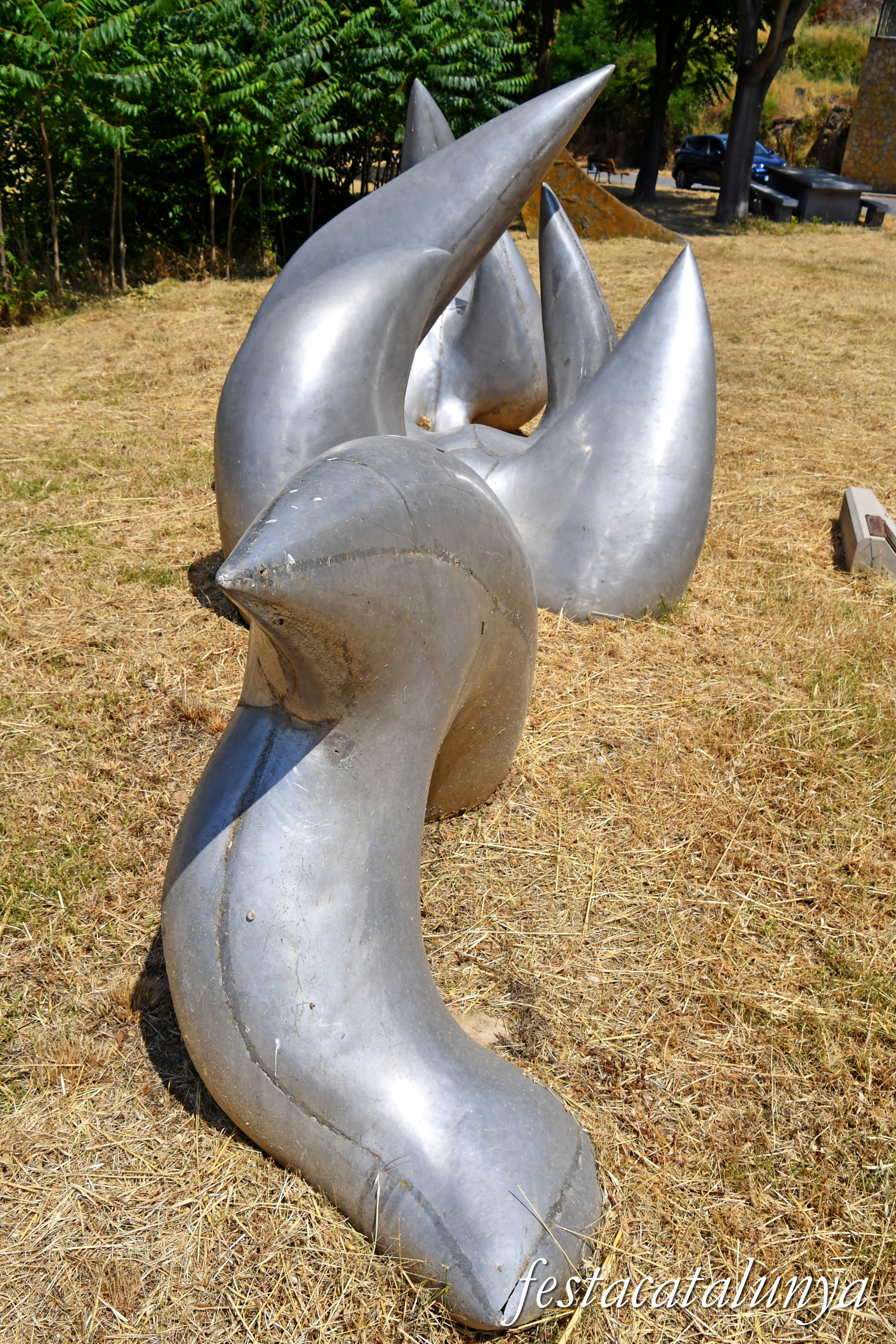 Monistrol de Calders - Escultura Flames de Paco Barón Molina 