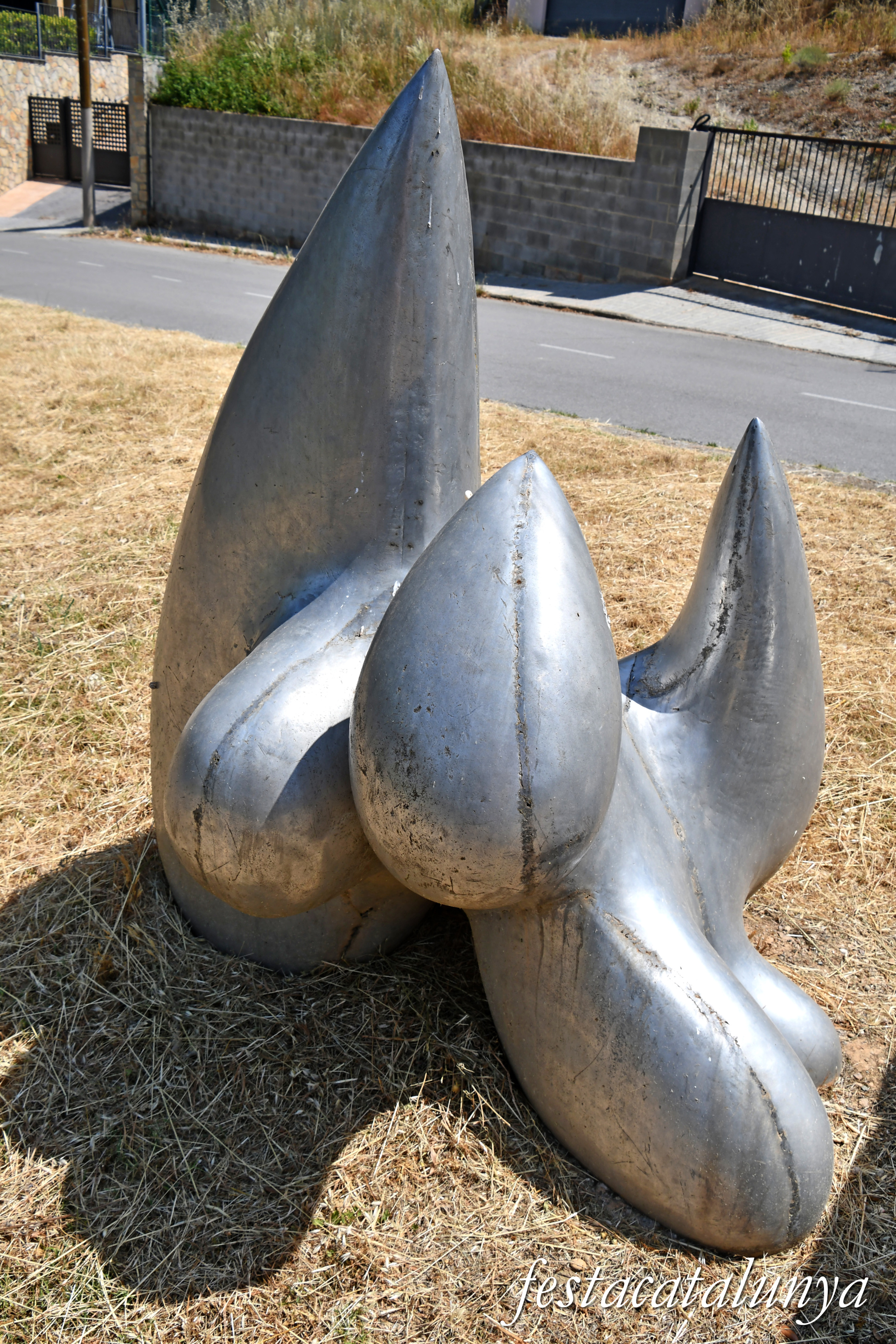 Monistrol de Calders - Escultura Flames de Paco Barón Molina 