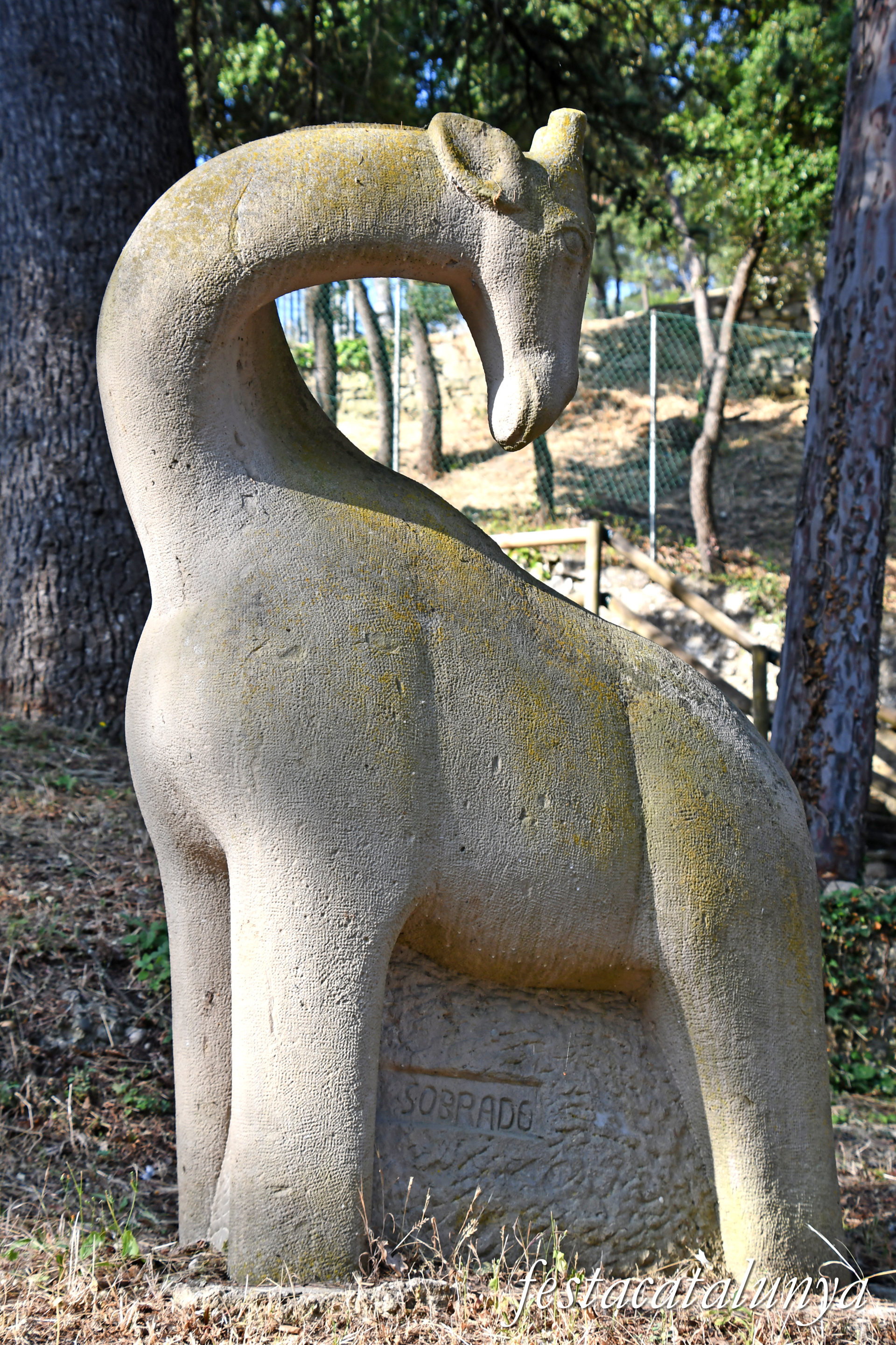 Monistrol de Calders - Escultura Girafa de Josep Sobrado Balboa