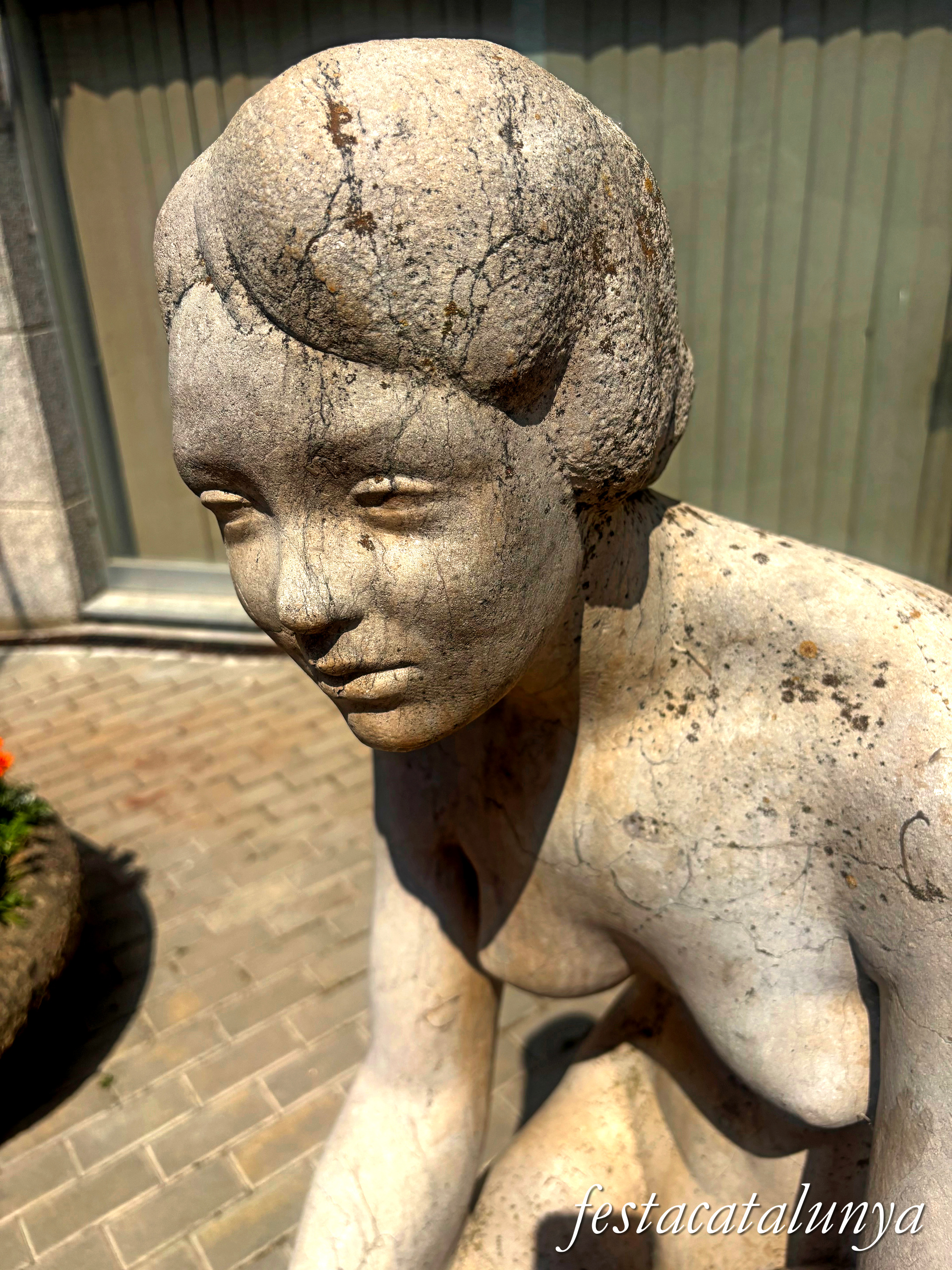 Monistrol de Calders - Escultura Joventut de Margarida Sans i Jordi 