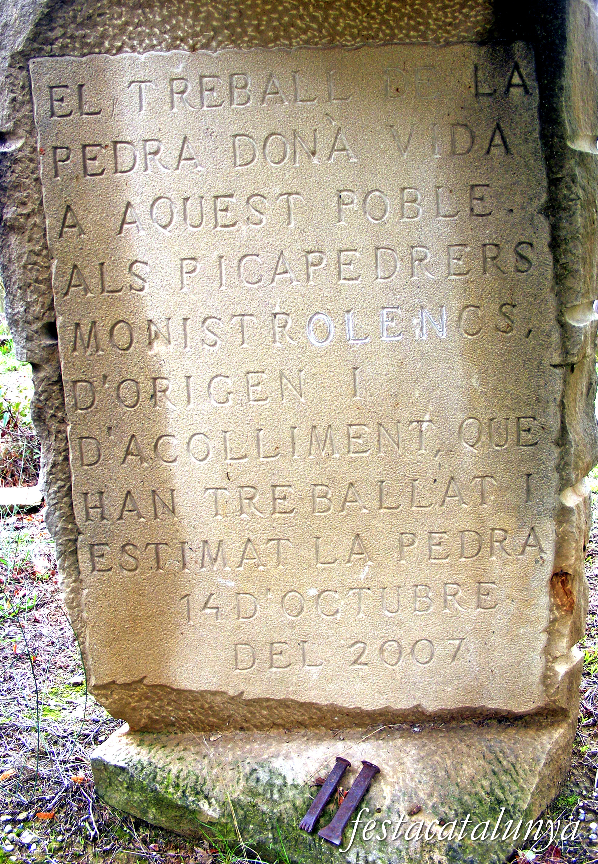 Monistrol de Calders - Escultura Monòlit en homenatge al treball de la pedra 