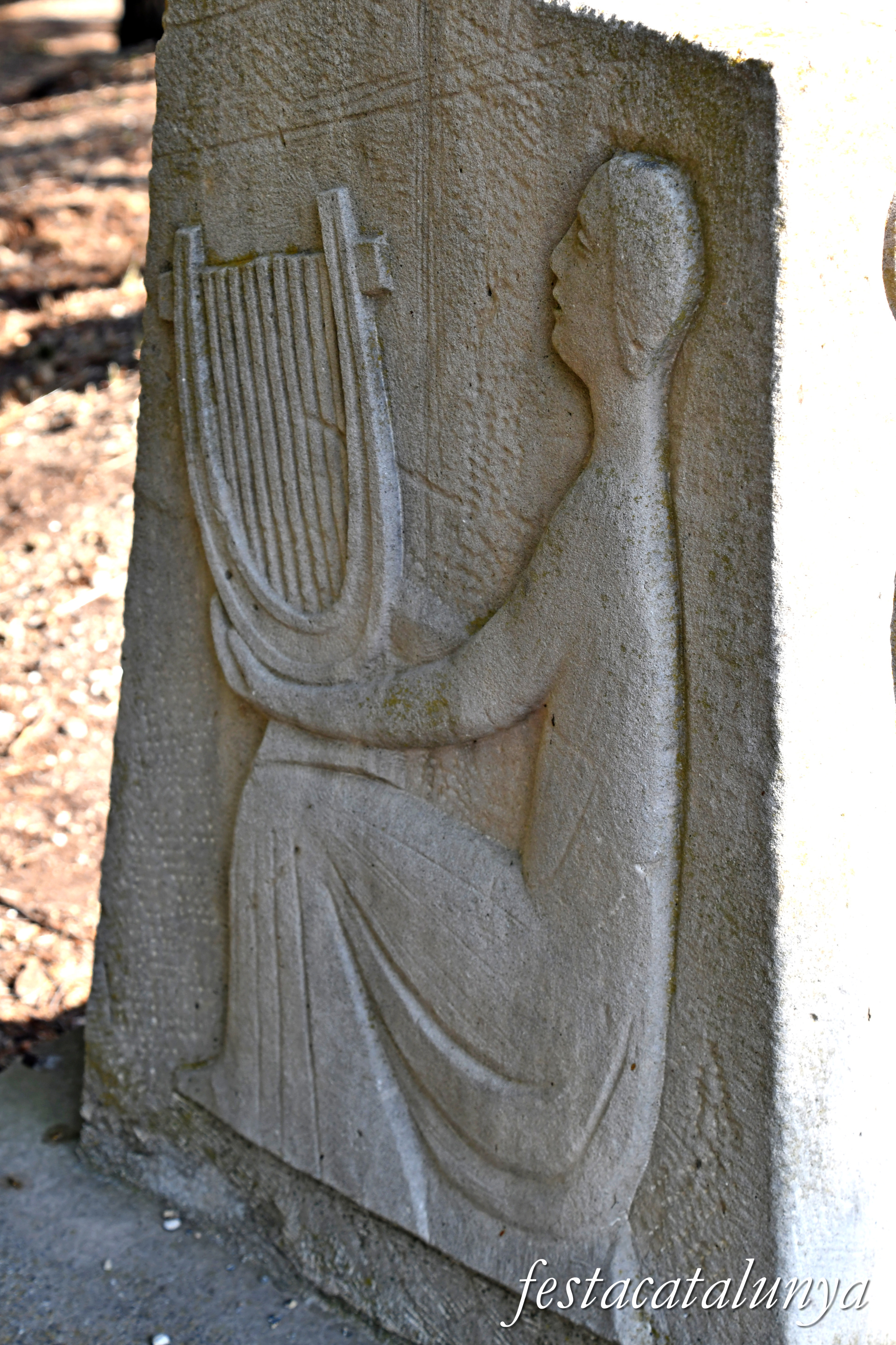 Monistrol de Calders - Escultura Música i vent de Charles Henry Collet Colomb