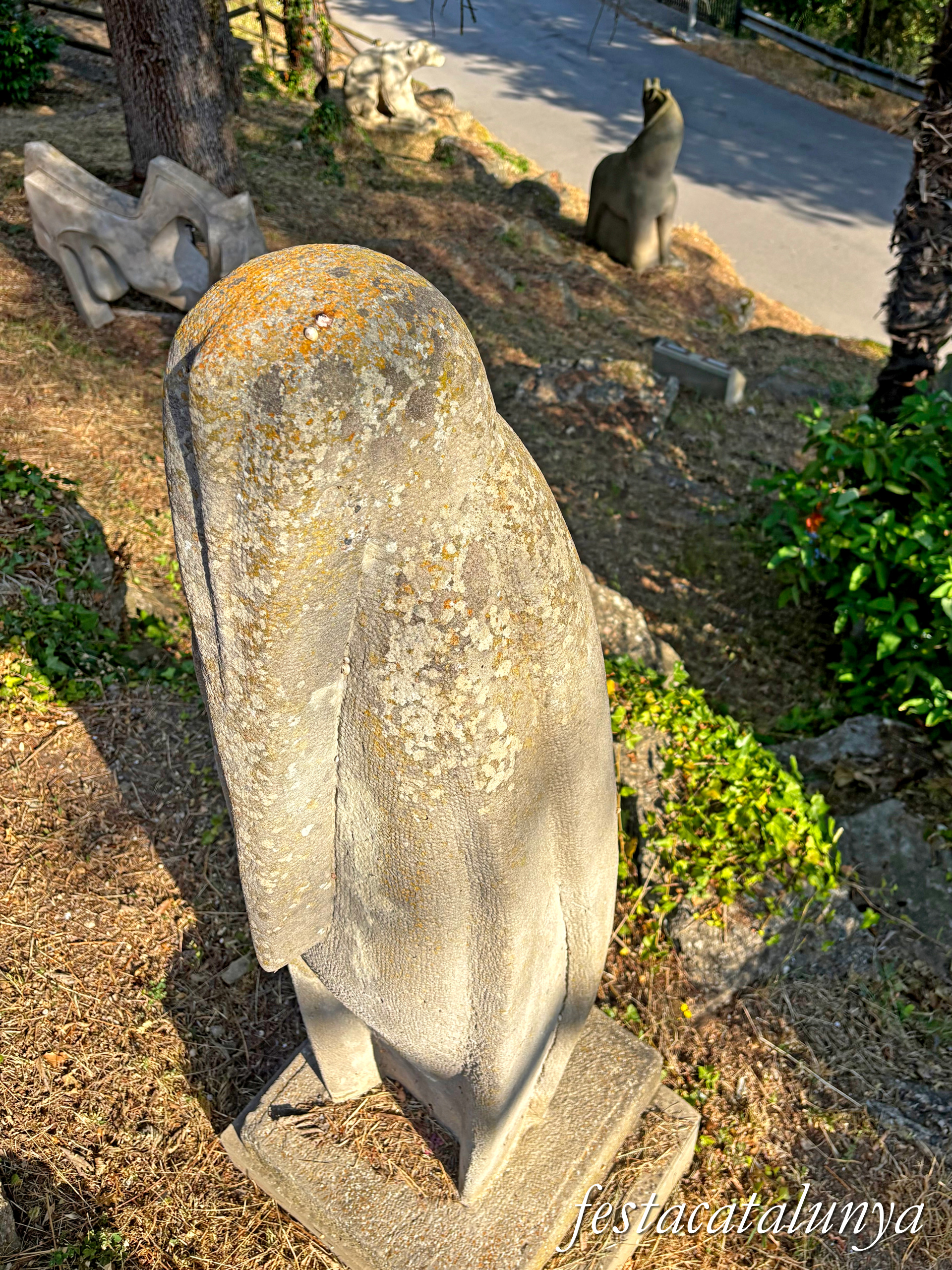 Monistrol de Calders - Escultura Pingüí de Josep Sobrado Balboa 