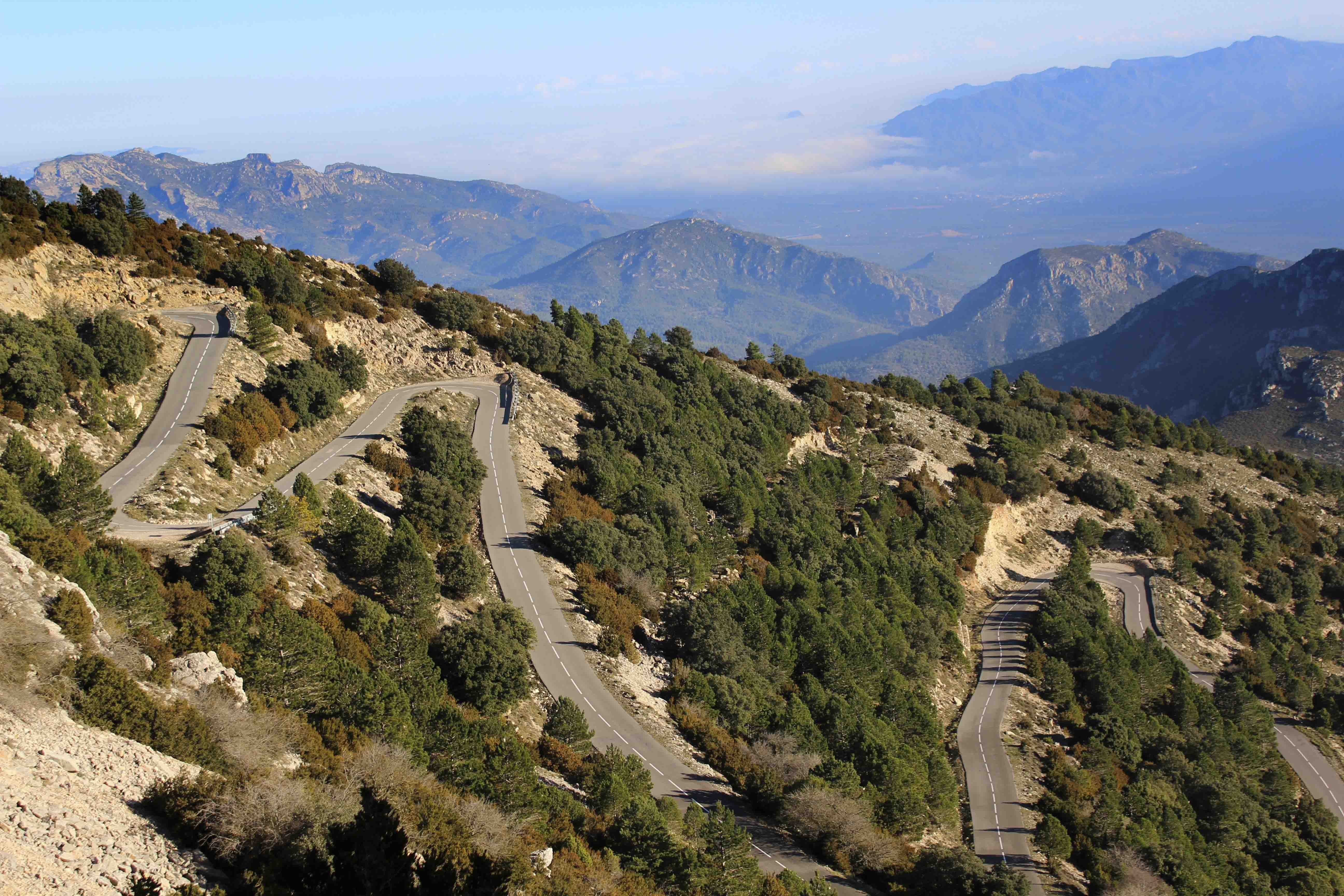Rutes per Roquetes a peu, en bicicleta...
