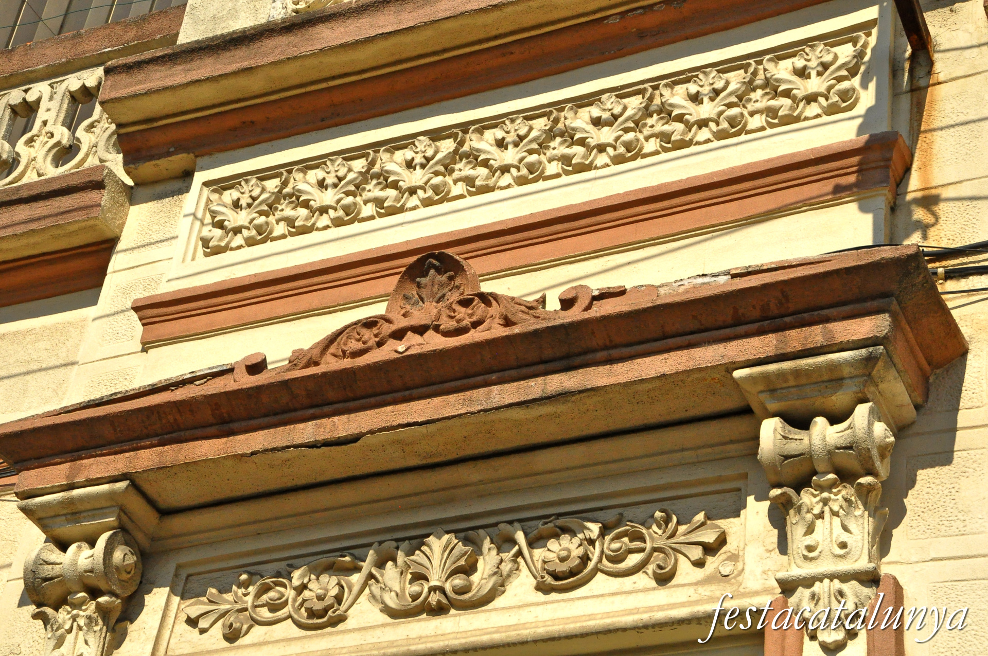 Montcada i Reixac - Carrer de Colom - Casa Berrocal