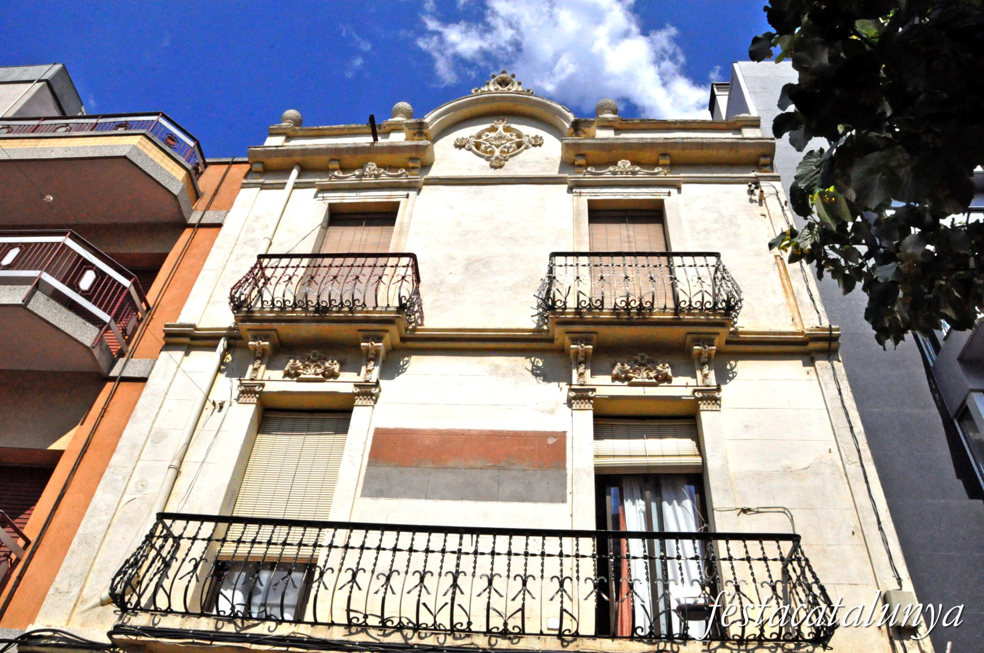 Casa Casanovas a Montcada i Reixac