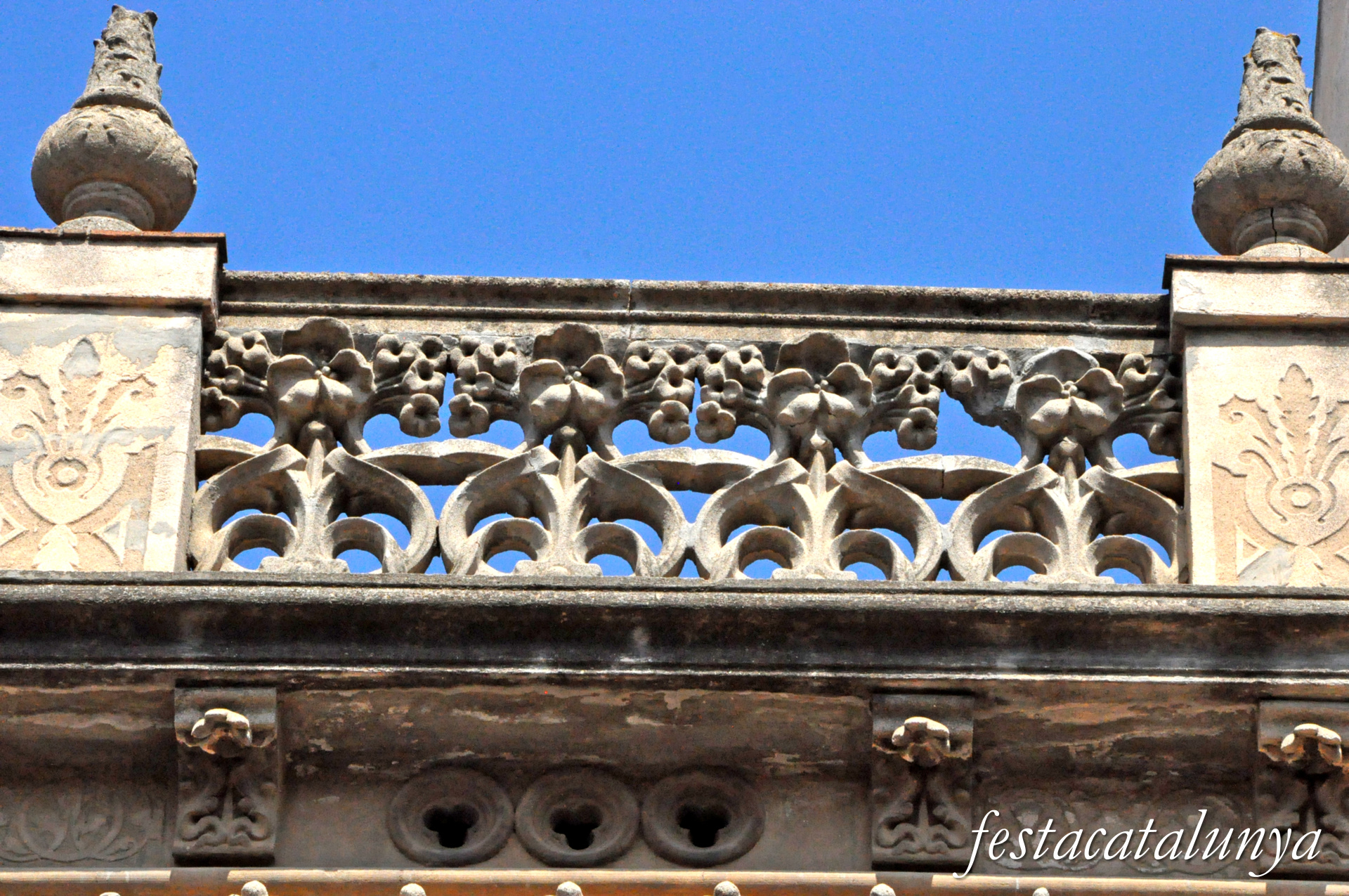 Montcada i Reixac - Carrer Major - Casa Massagué 