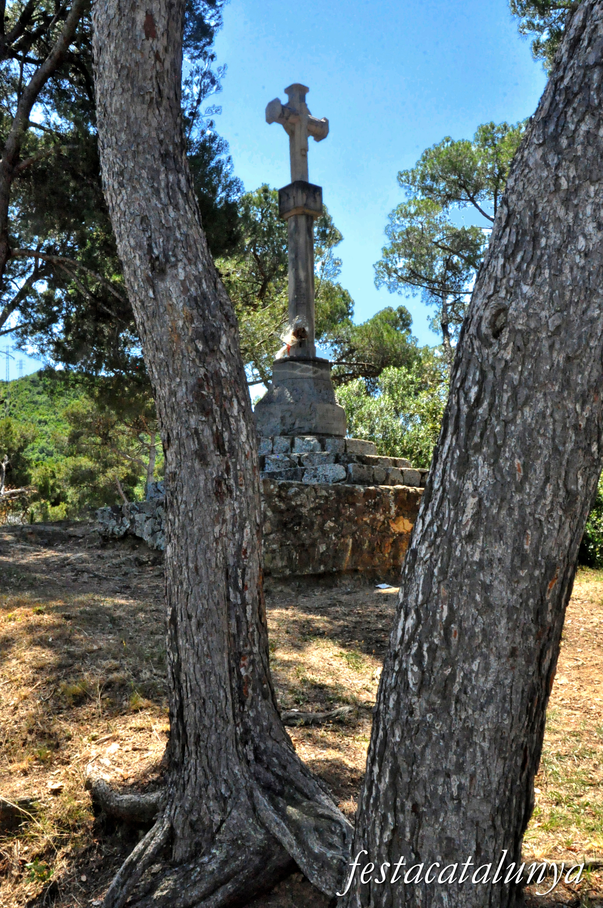 Montcada i Reixac - Sant Pere de Reixac - Creu de Terme