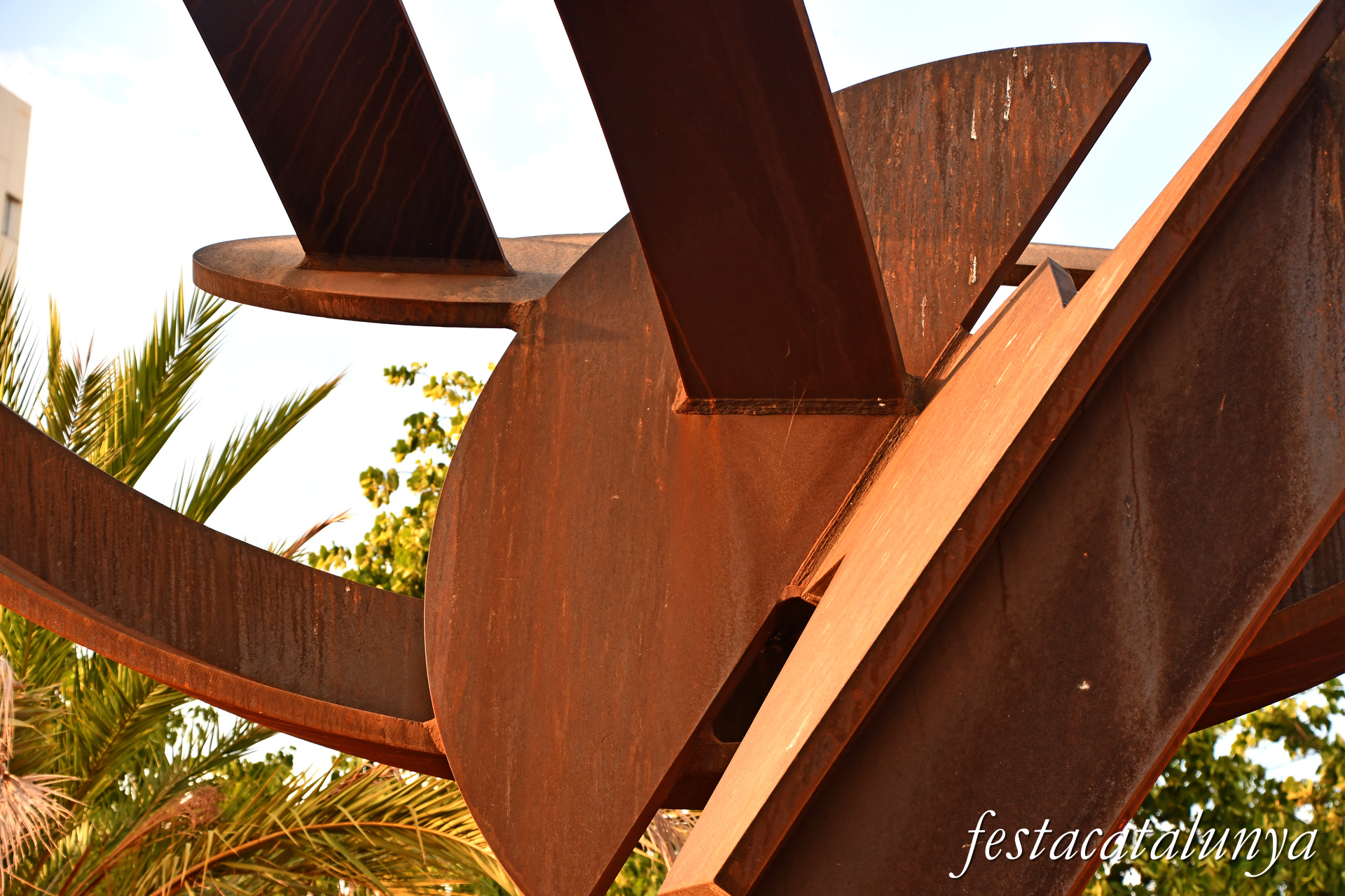 Santa Coloma de Gramenet - Parc Europa - Escultura Olympia 