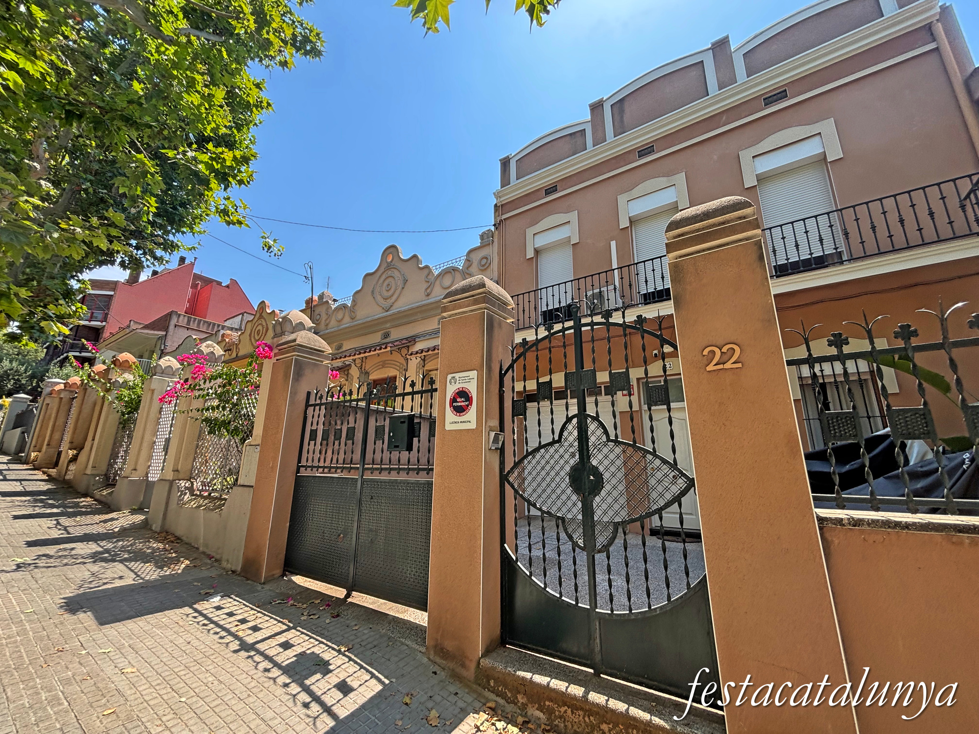 Santa Coloma de Gramenet - Passeig mossèn Jaume Gordi 