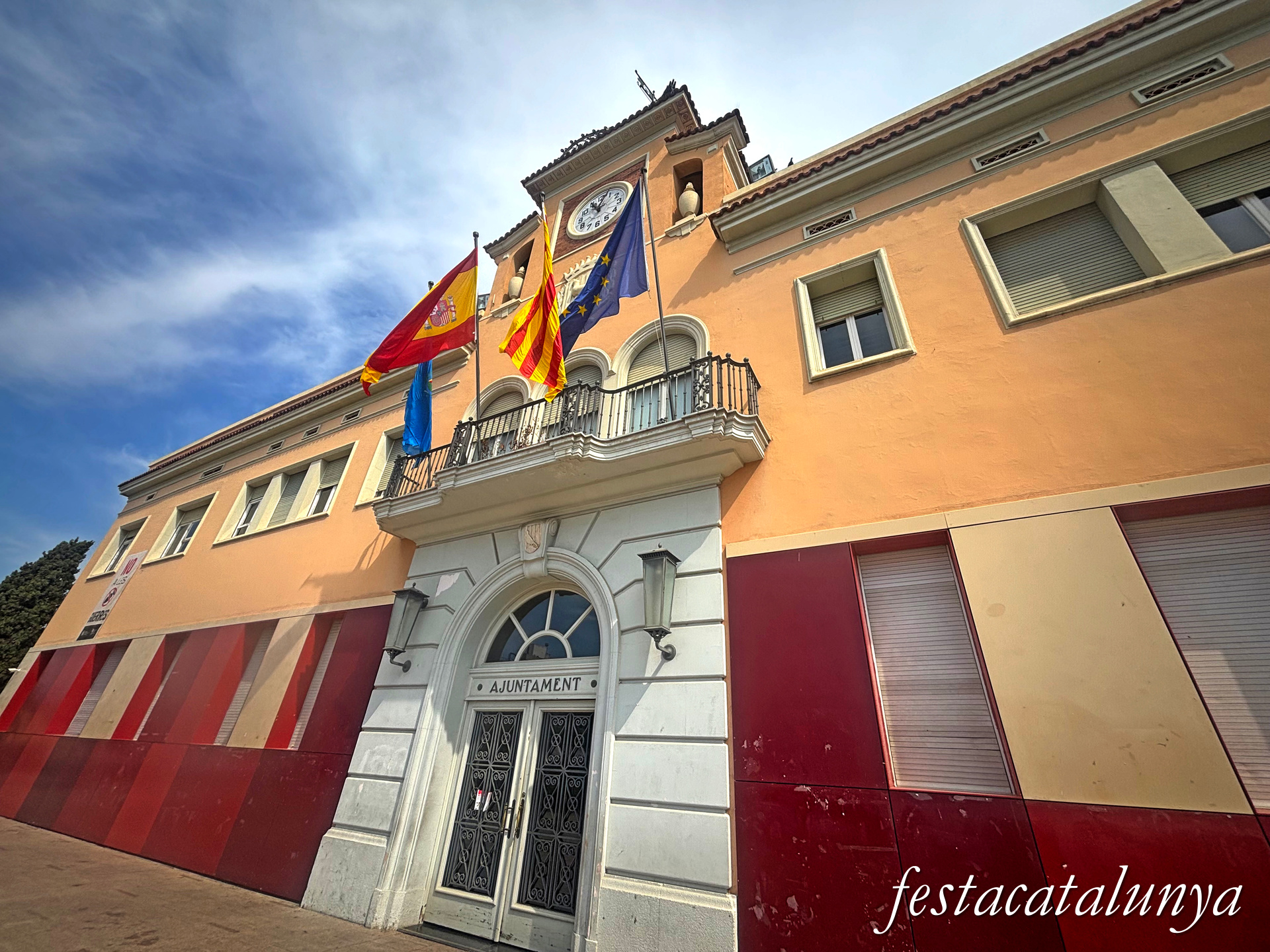 Santa Coloma de Gramenet - Plaça de la Vila - Ajuntament 