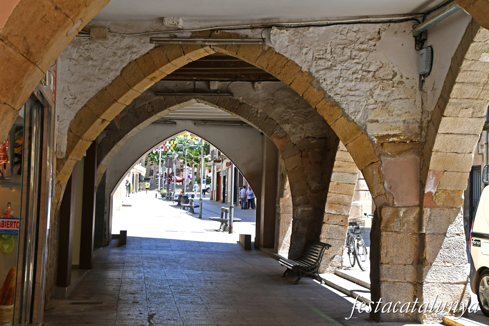 Porxos del carrer del Carme de Tàrrega ***