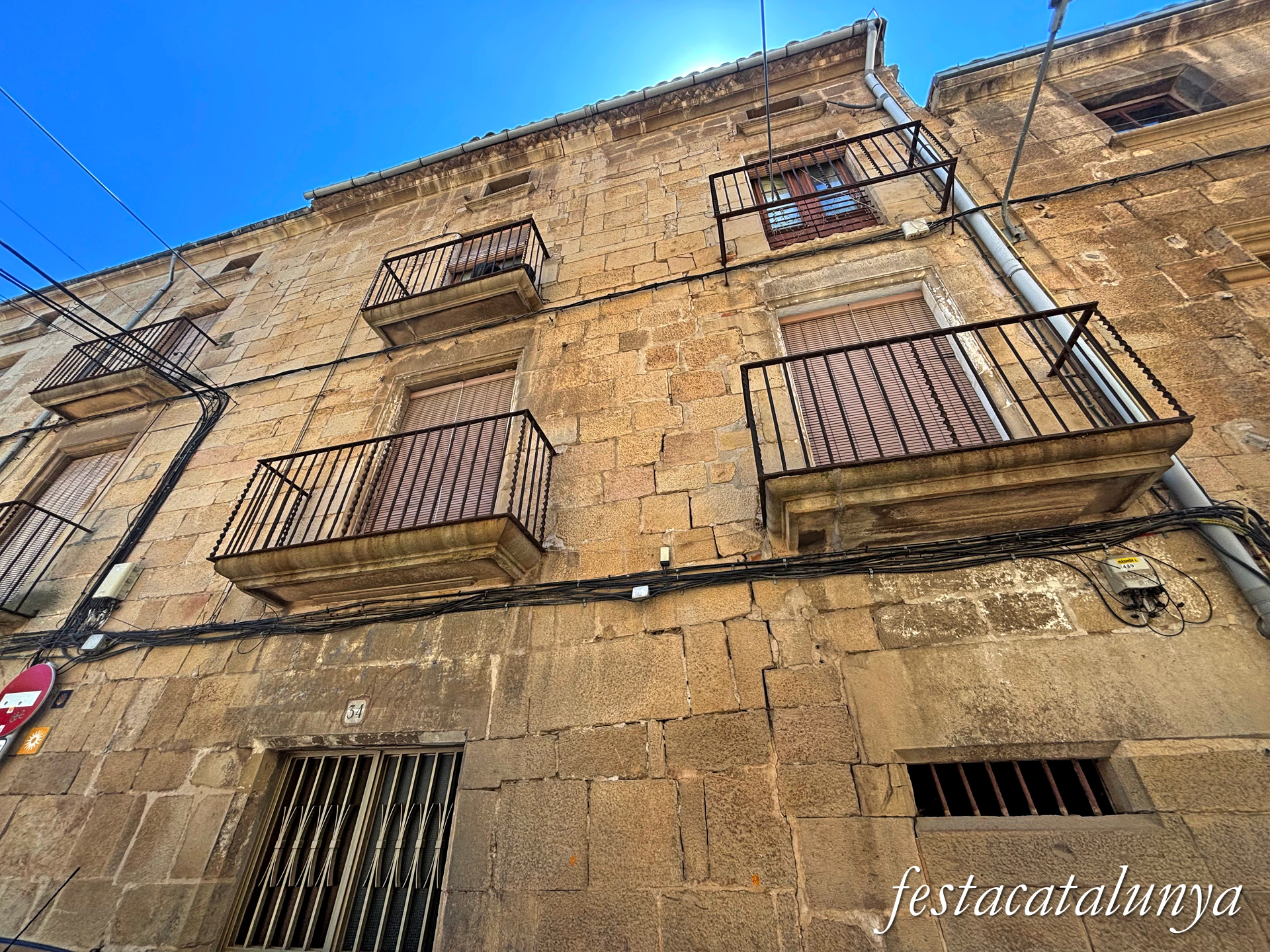 Tàrrega - Carrer dels Agoders - Casa Castellana Pobre i Pas Cobert 