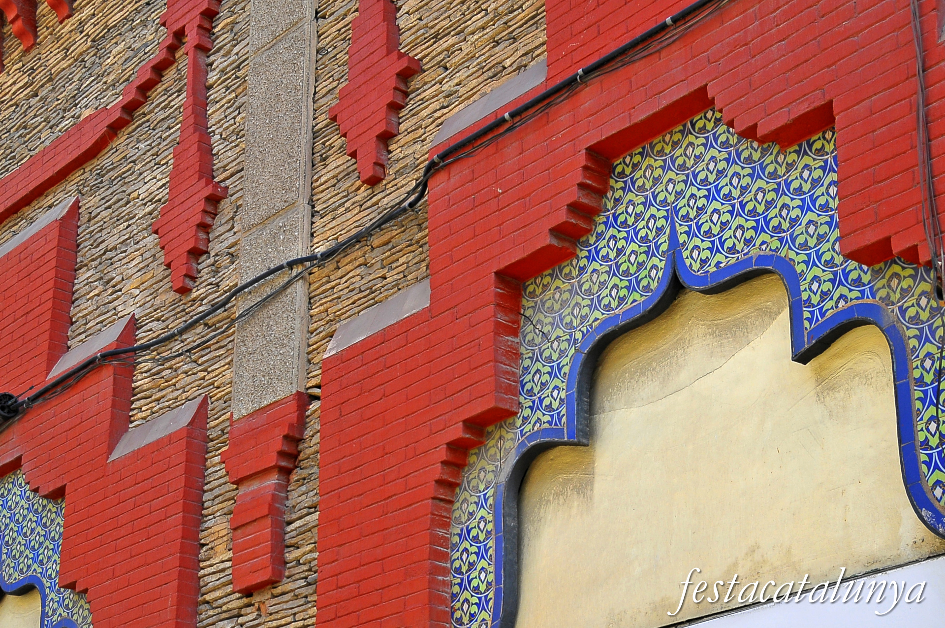 Tàrrega - Cases modernistes del carrer Santa Anna - Casa Sobies