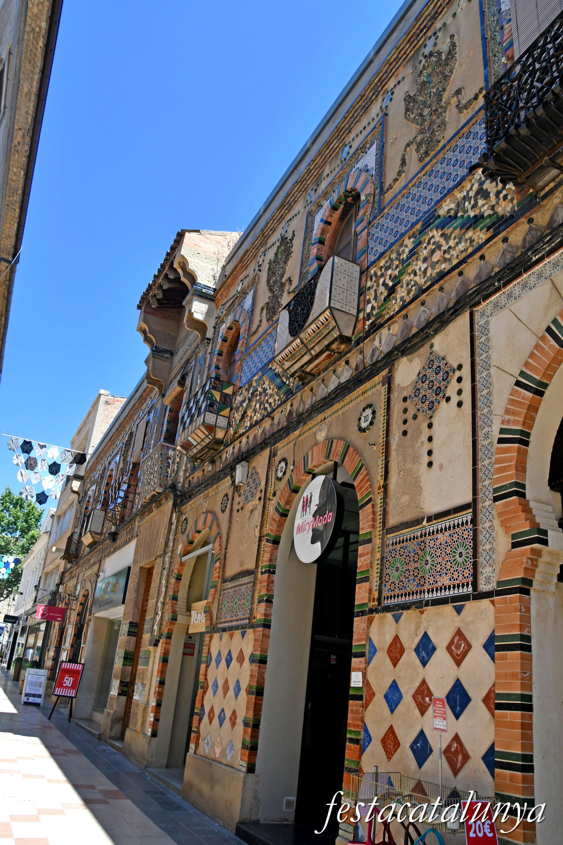Tàrrega - Cases modernistes del carrer Santa Anna - Casa Càrcer 