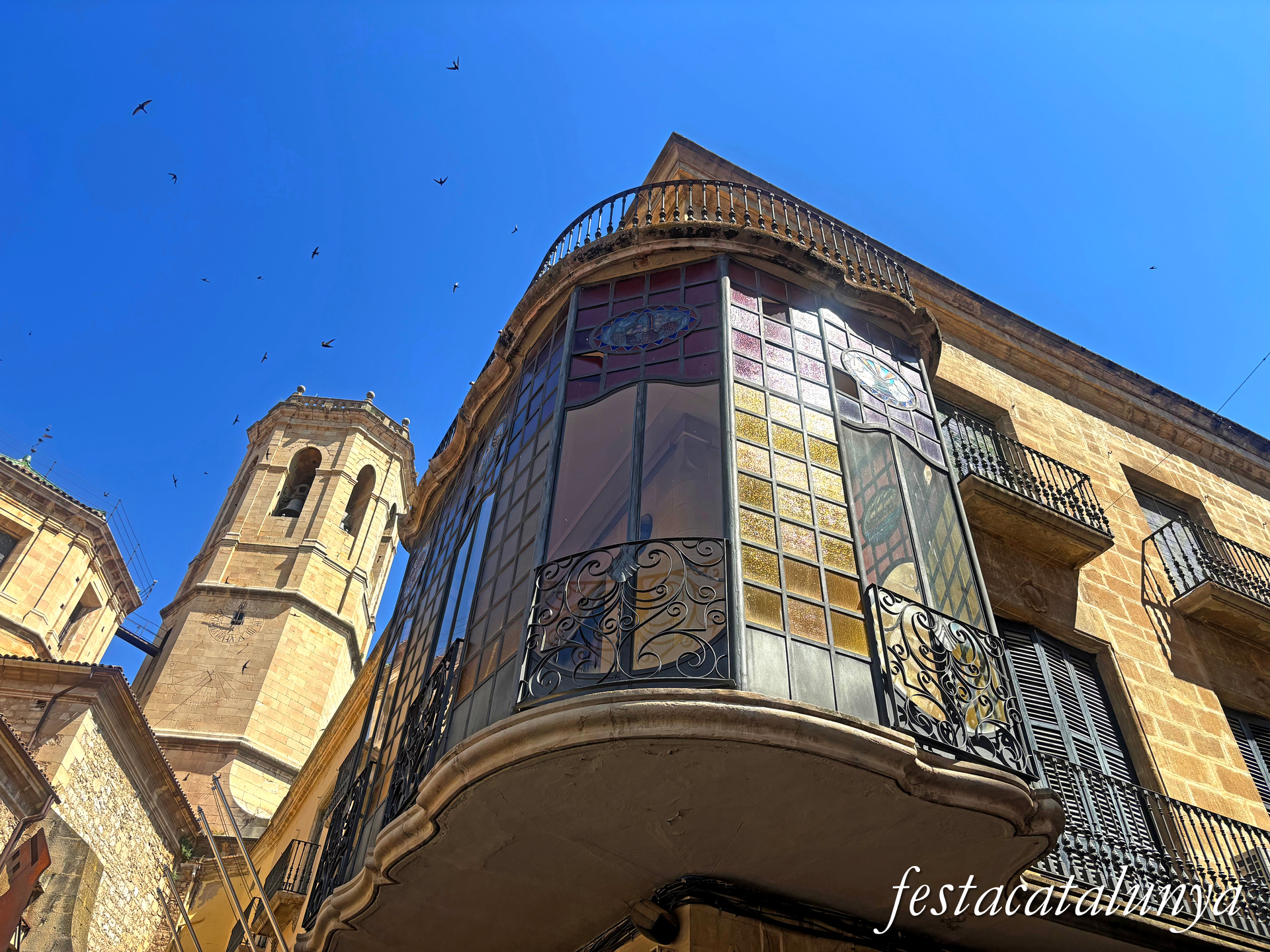 Cal Casals o Cambra de Comerç a Tàrrega ***