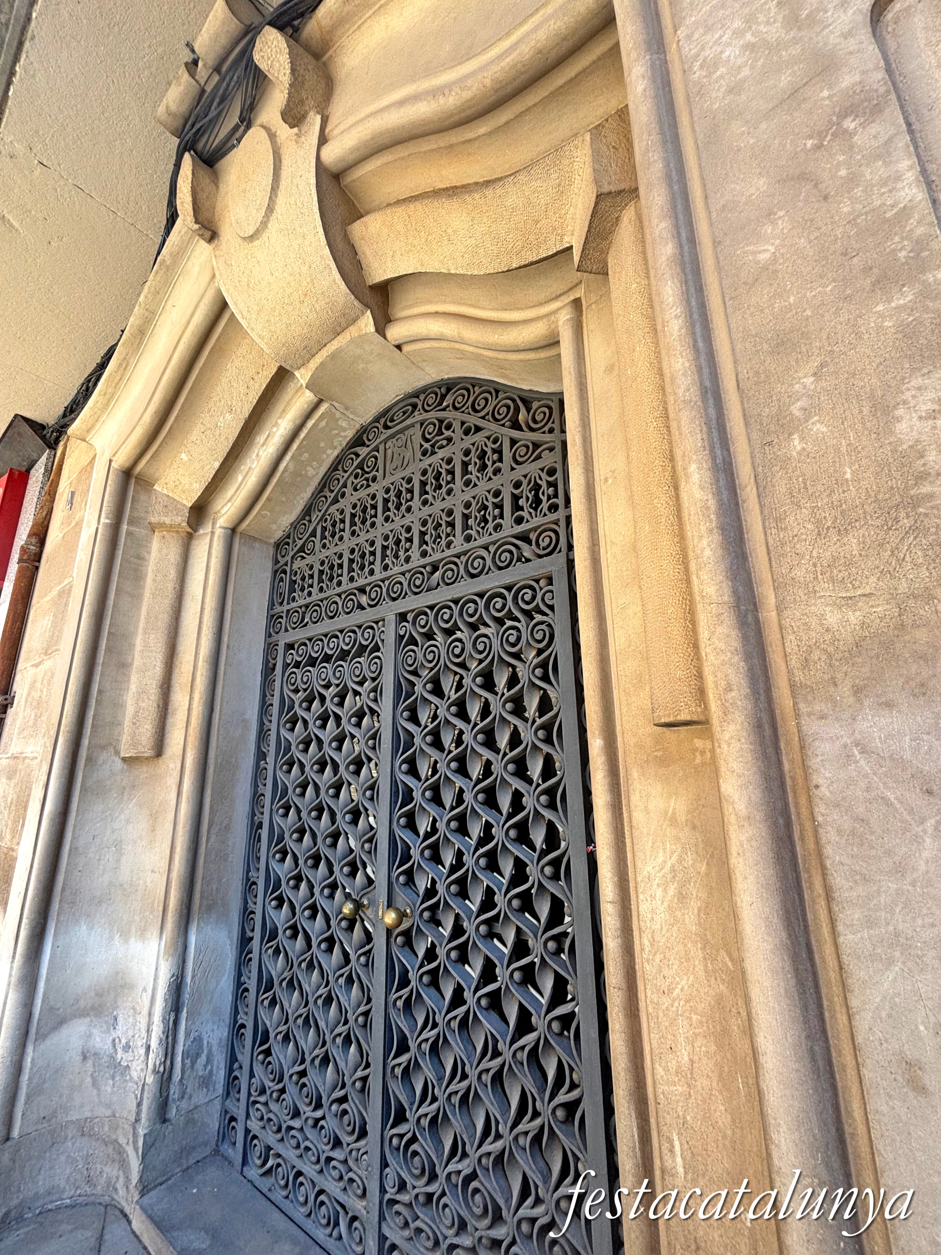 Tàrrega - Plaça Major - Cal Casals o Cambra de Comerç